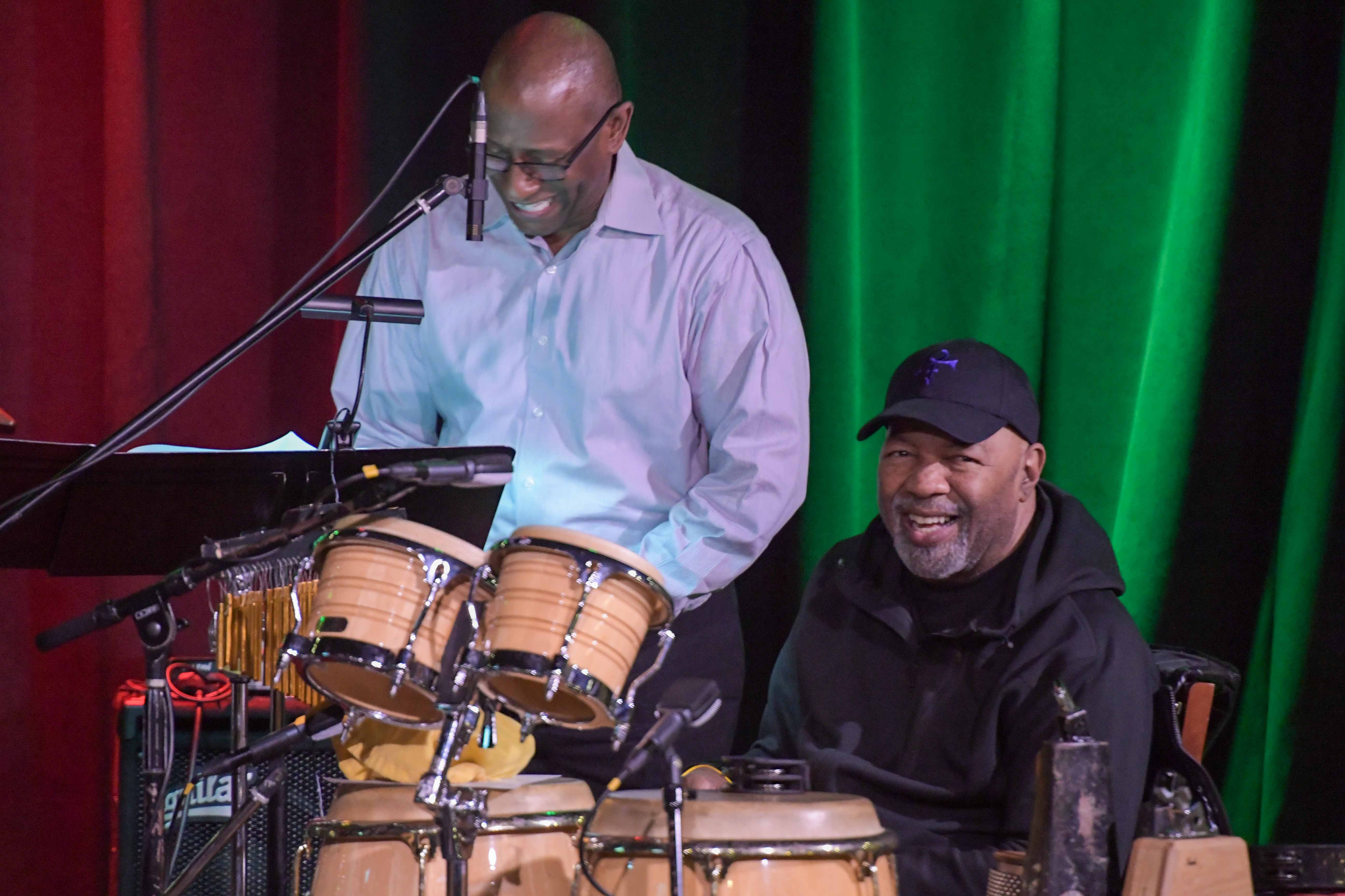 Kenney Davis - base & Landaus Pierce - percussions