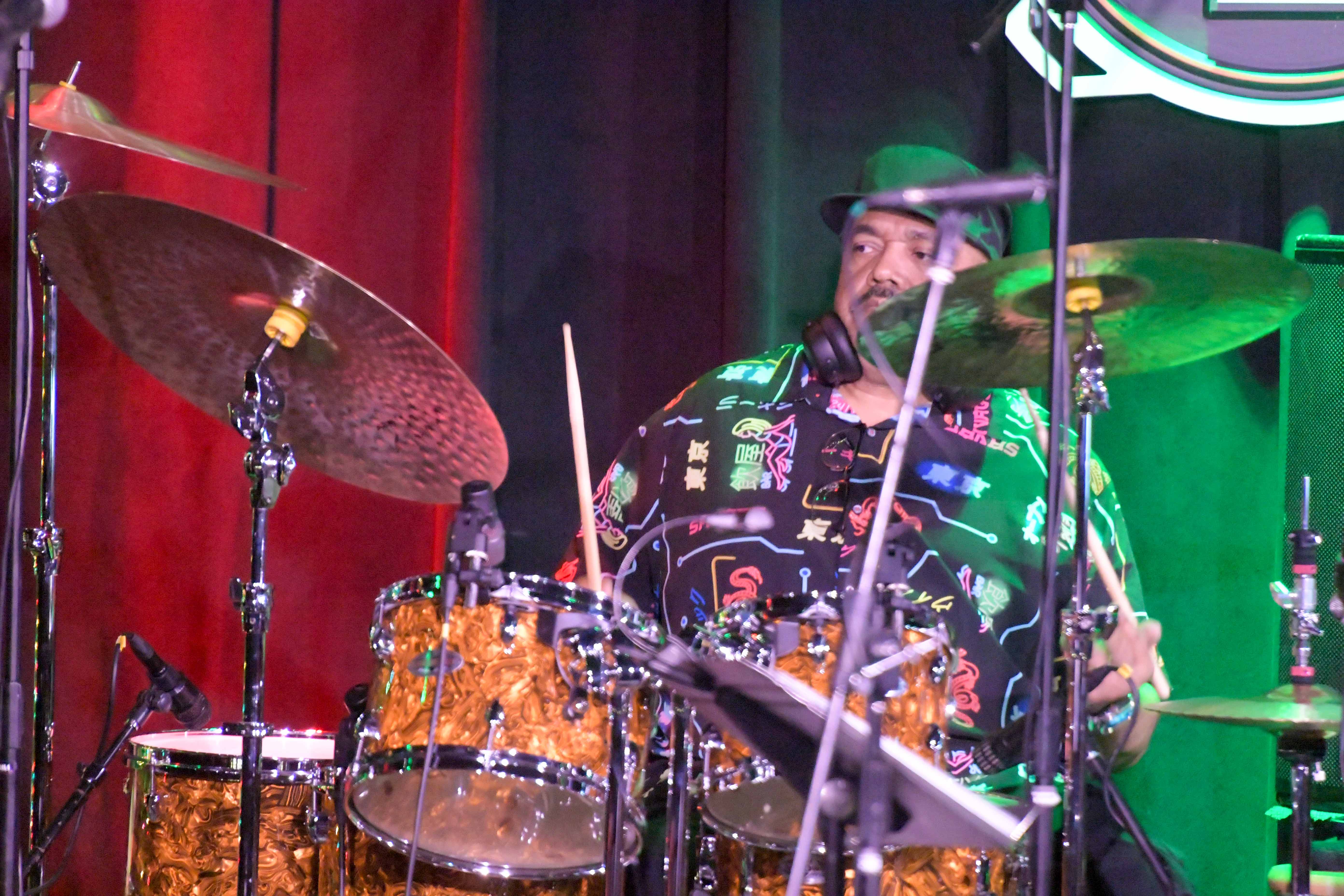 Dennis Chambers - drums