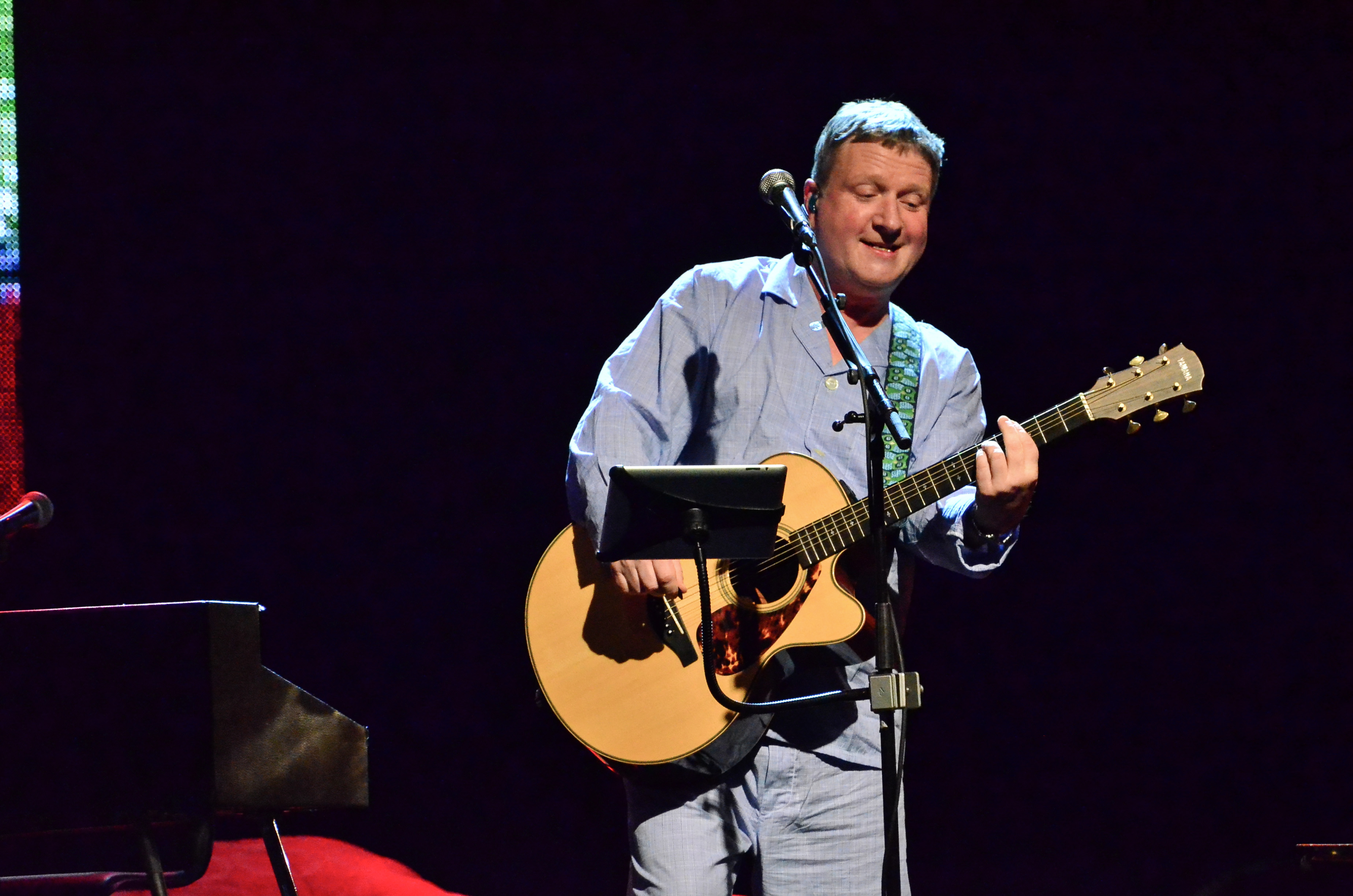 Difford & Tillbrook at the Paramount  in Huntington on 12-12-2015. 