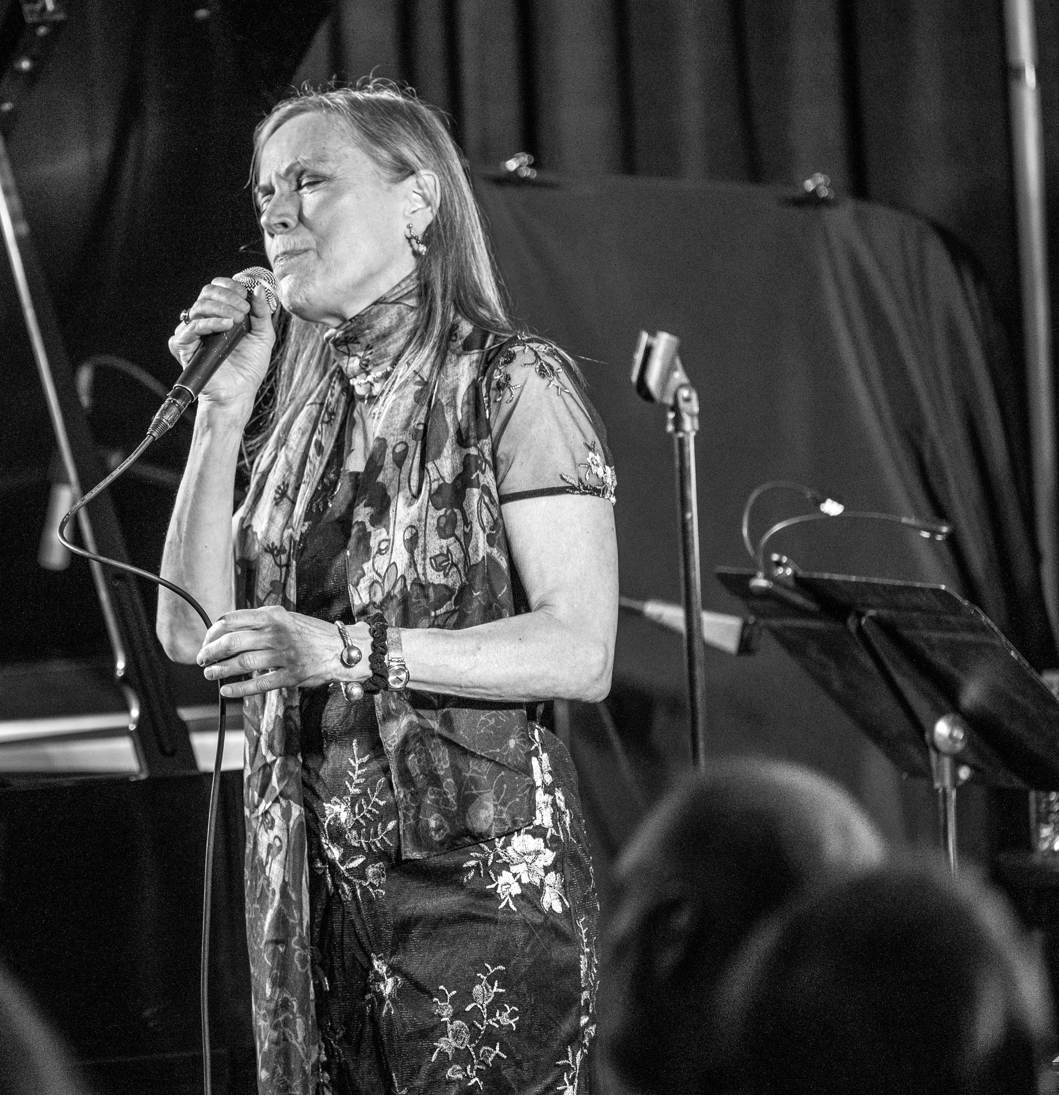 Dominique Eade with the John Toomey Trio
