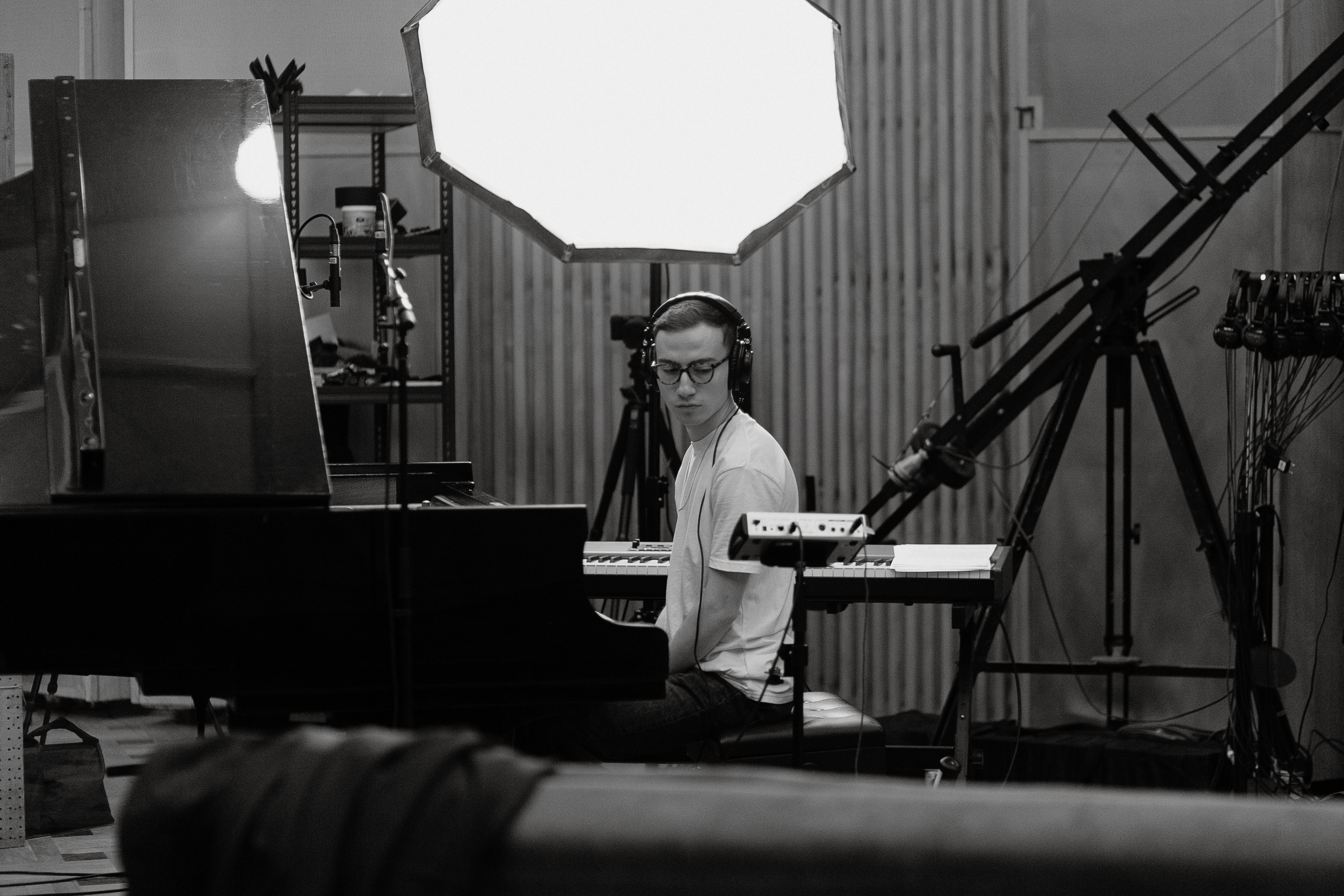Anton Mikhailov at Leno Records studio during the recording of the album Today Yesterday