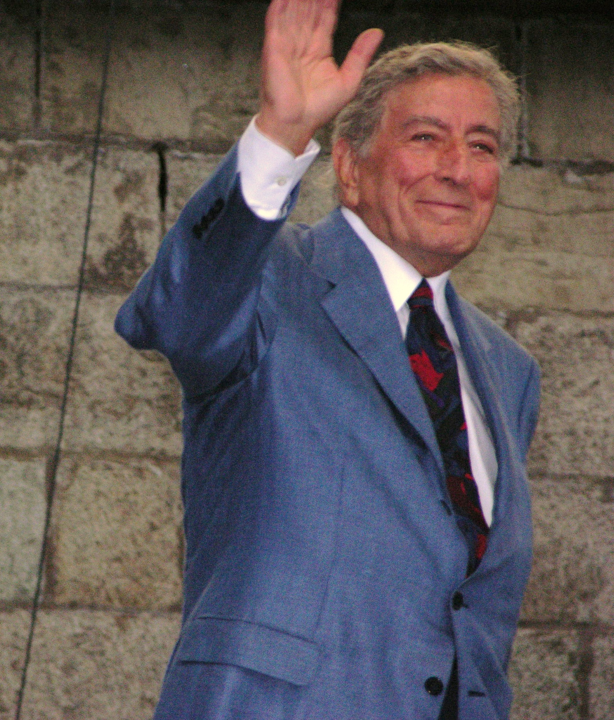 Tony Bennett Waves