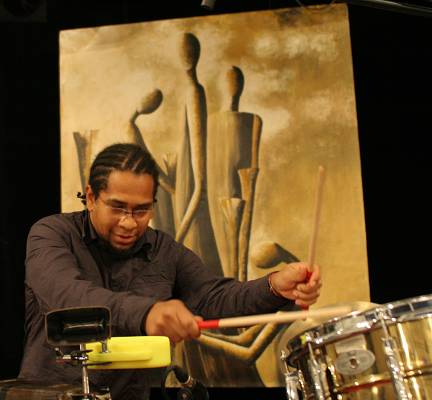 Edwin Sanz with "Batambo" 'S Soundcheck at the Kilimandjaro Festival, Thonon-Les-Bains, France, 2005
