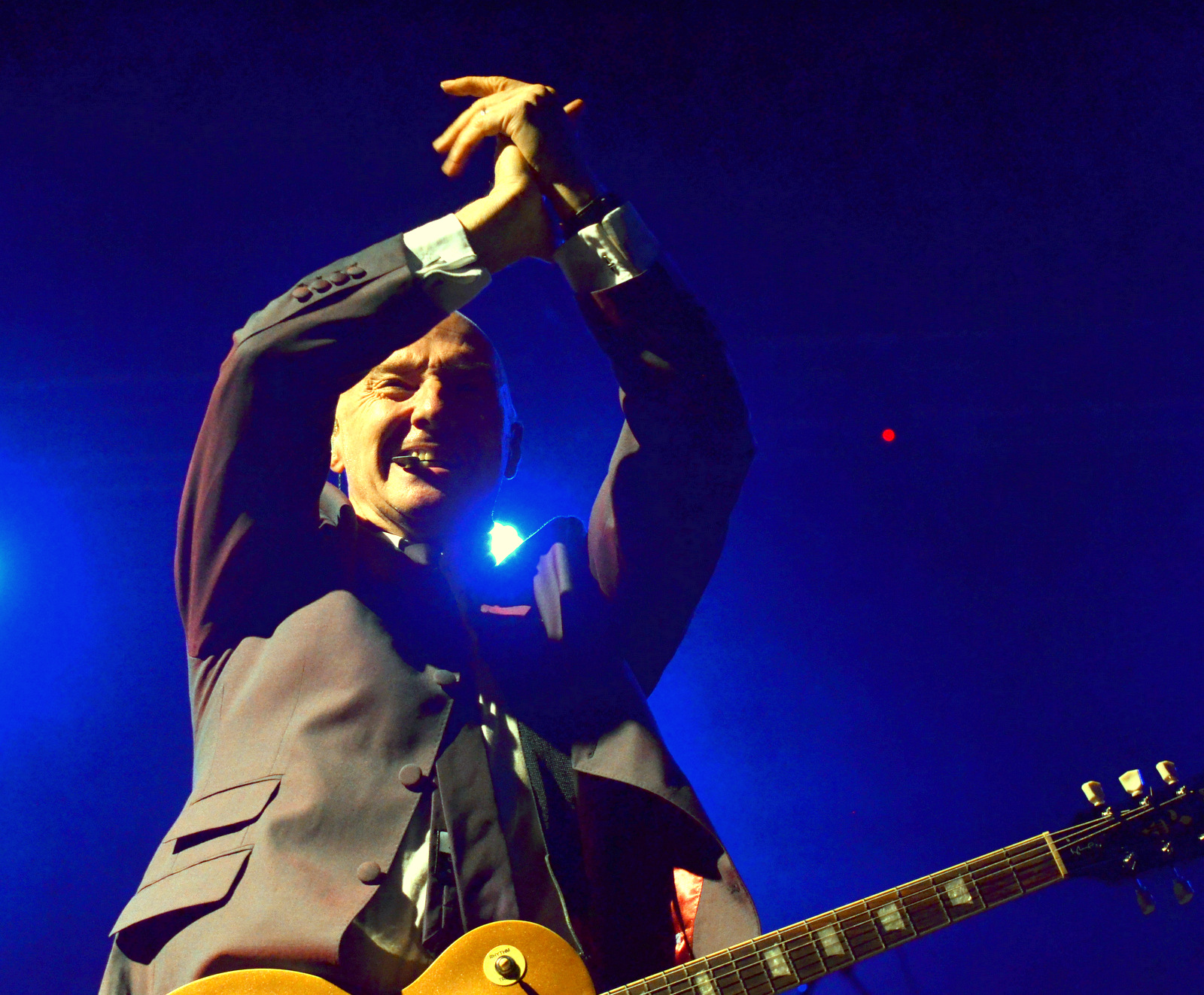 Midge Ure Performing at the Retro Futura Show on 8-23-2014.