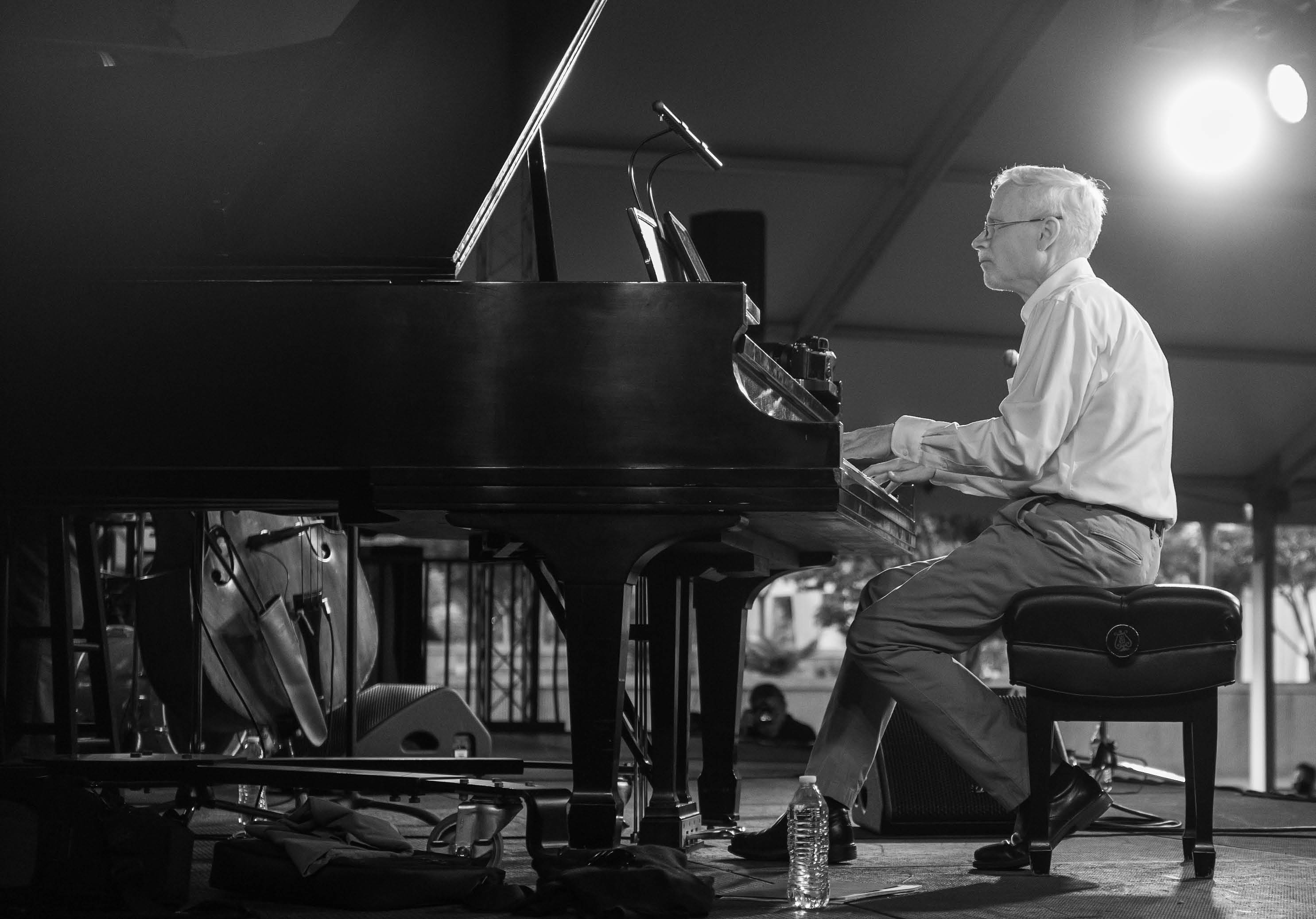 Kenny Washington with the John Toomey Trio