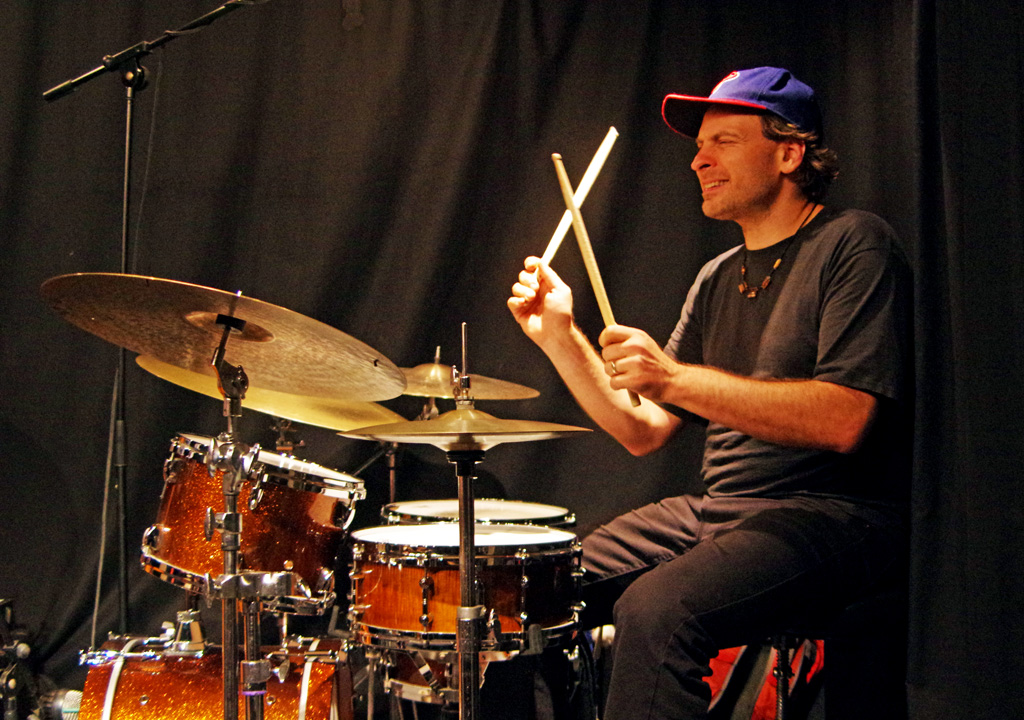 Ari Hoenig Trio