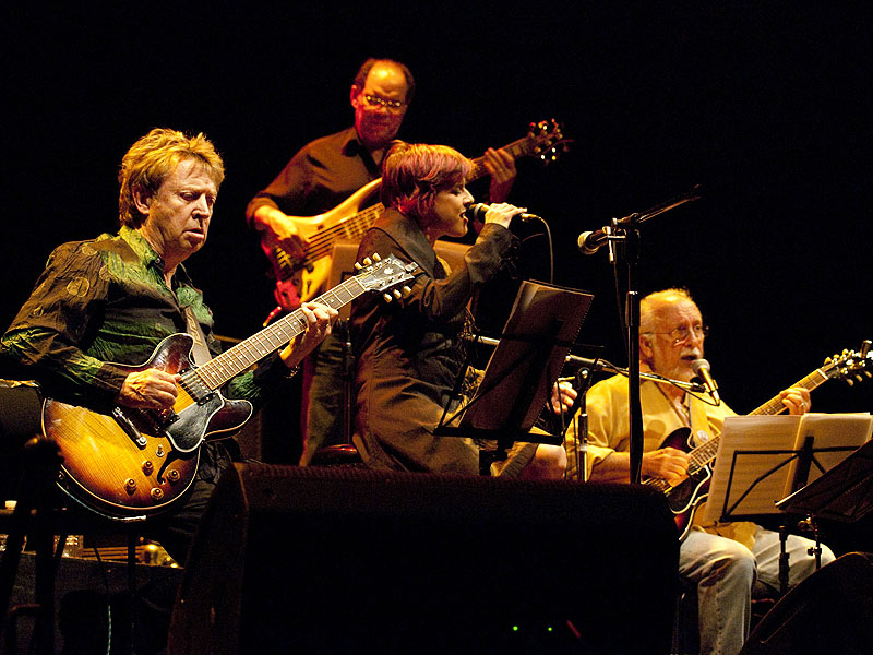 Andy Summers, Roberto Menescal, Cris Delanno, Adriano Giffoni