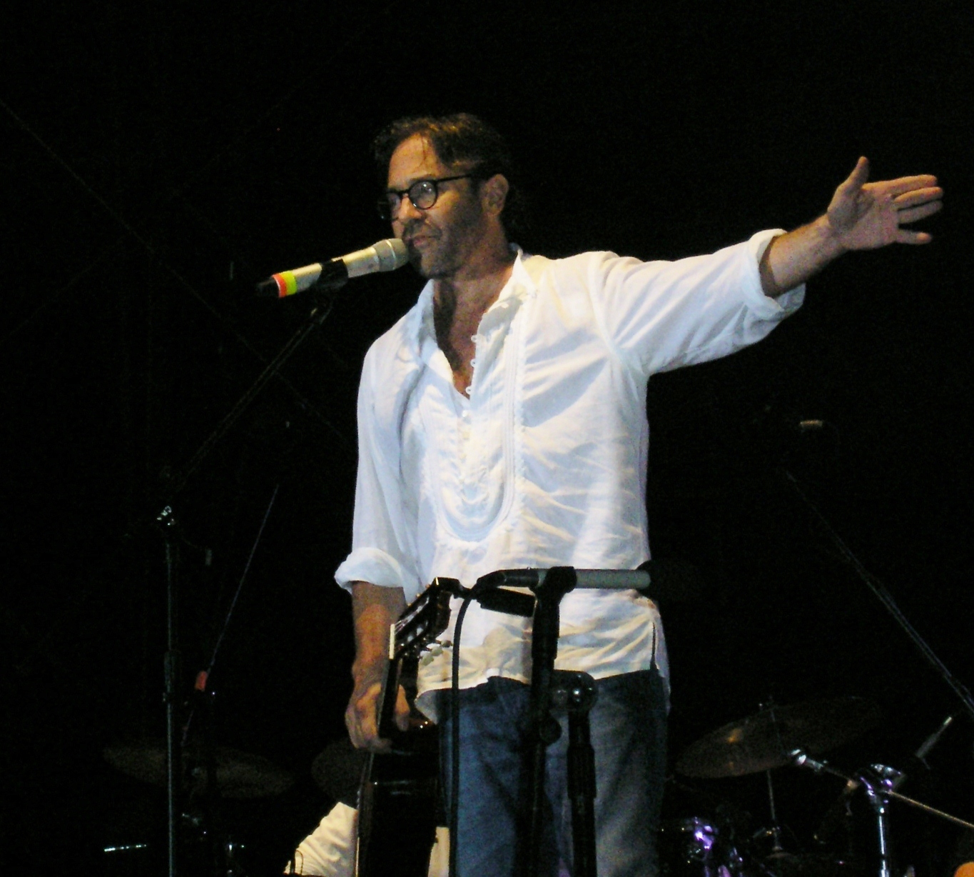 Al Di Meola Welcomes His Band to the Riviera Maya Jazz Festival Stage Friday November 26.