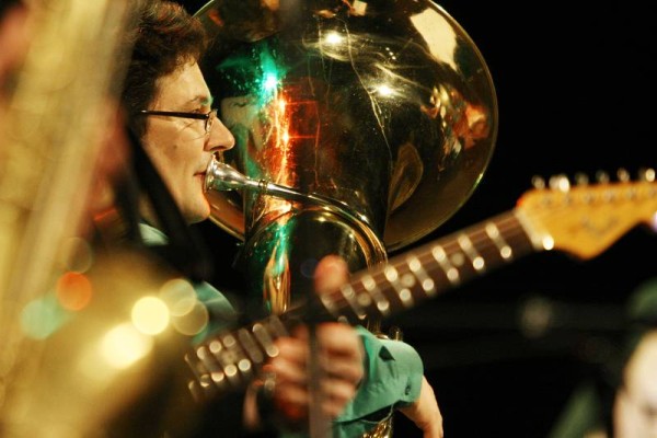 Ian Gordon-Lennox with "Bertrand Blessing & Pitched Battle" at the Amr Jazz Festival, Alhambra, Geneva, Switzerland, April 2006