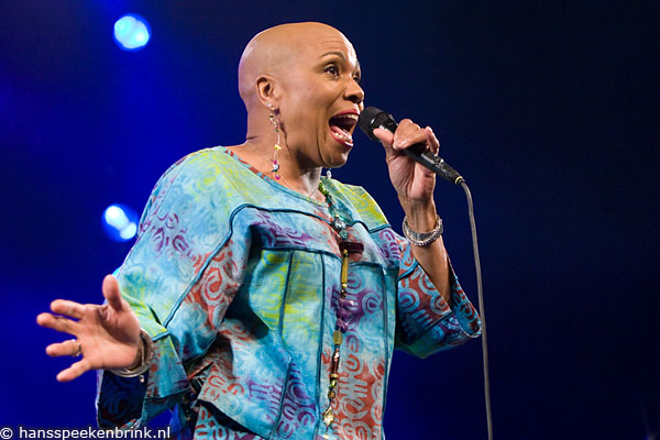 Dee Dee Bridgewater