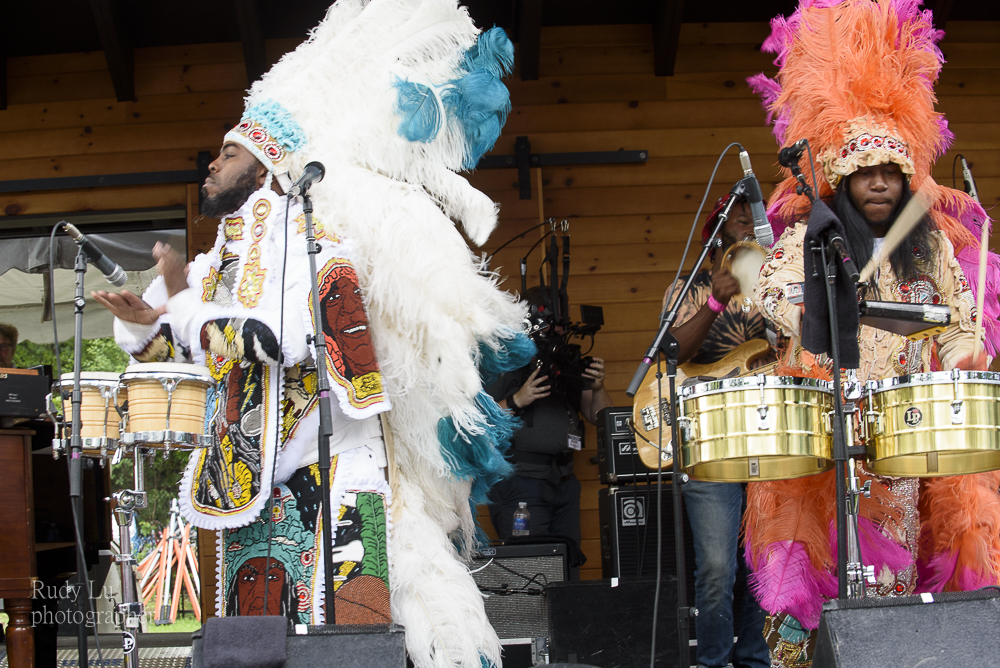 The Chiefs of Cha Wa leading the band and audience