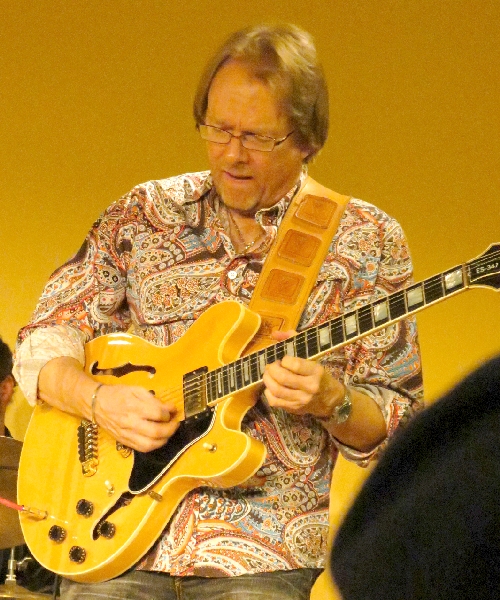 Randy Johnston Leading His Trio at the West Palm Beach Public Library; 1/6/12