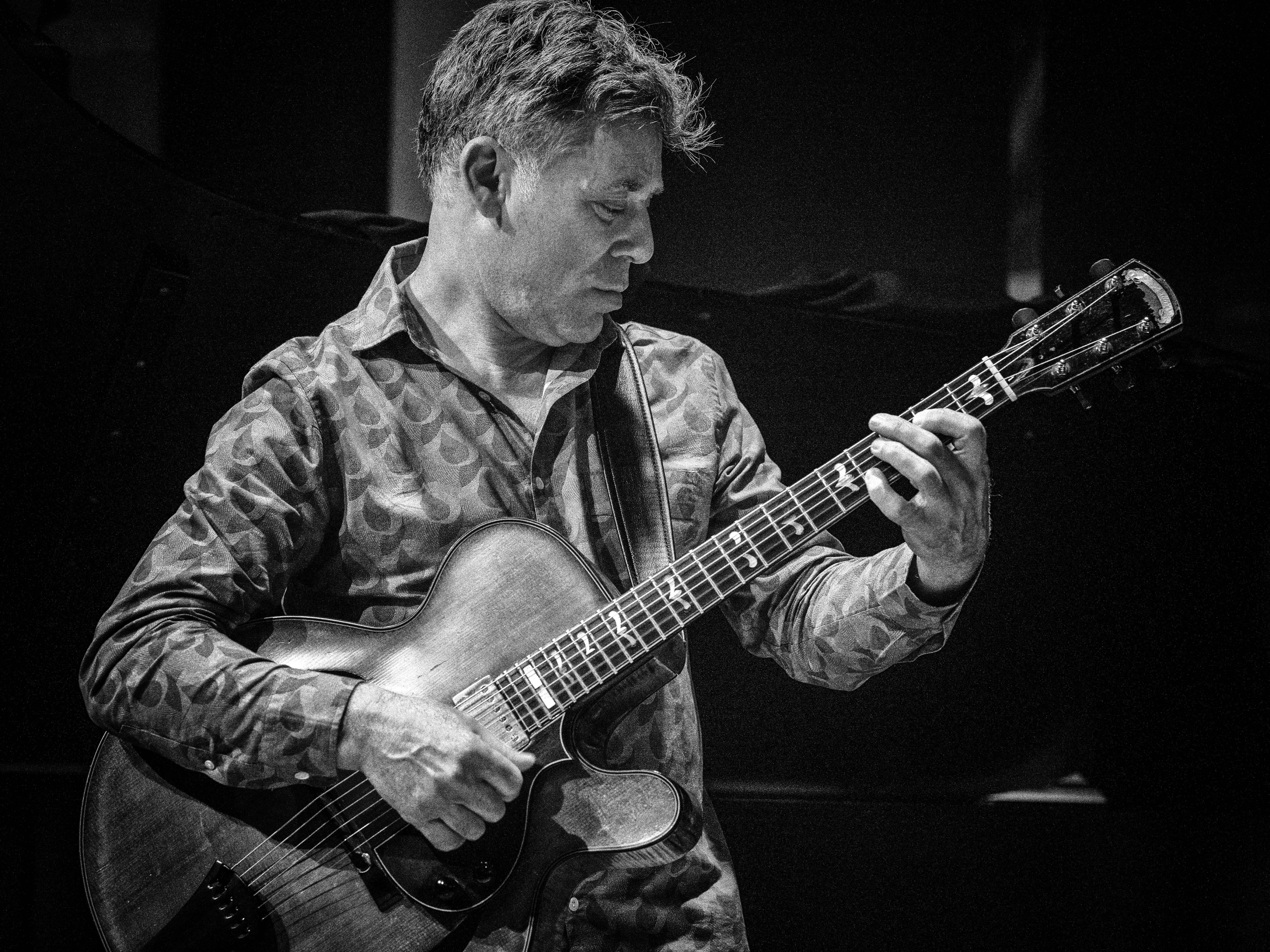Peter Bernstein — jazz photo by Mark Robbins | All About Jazz