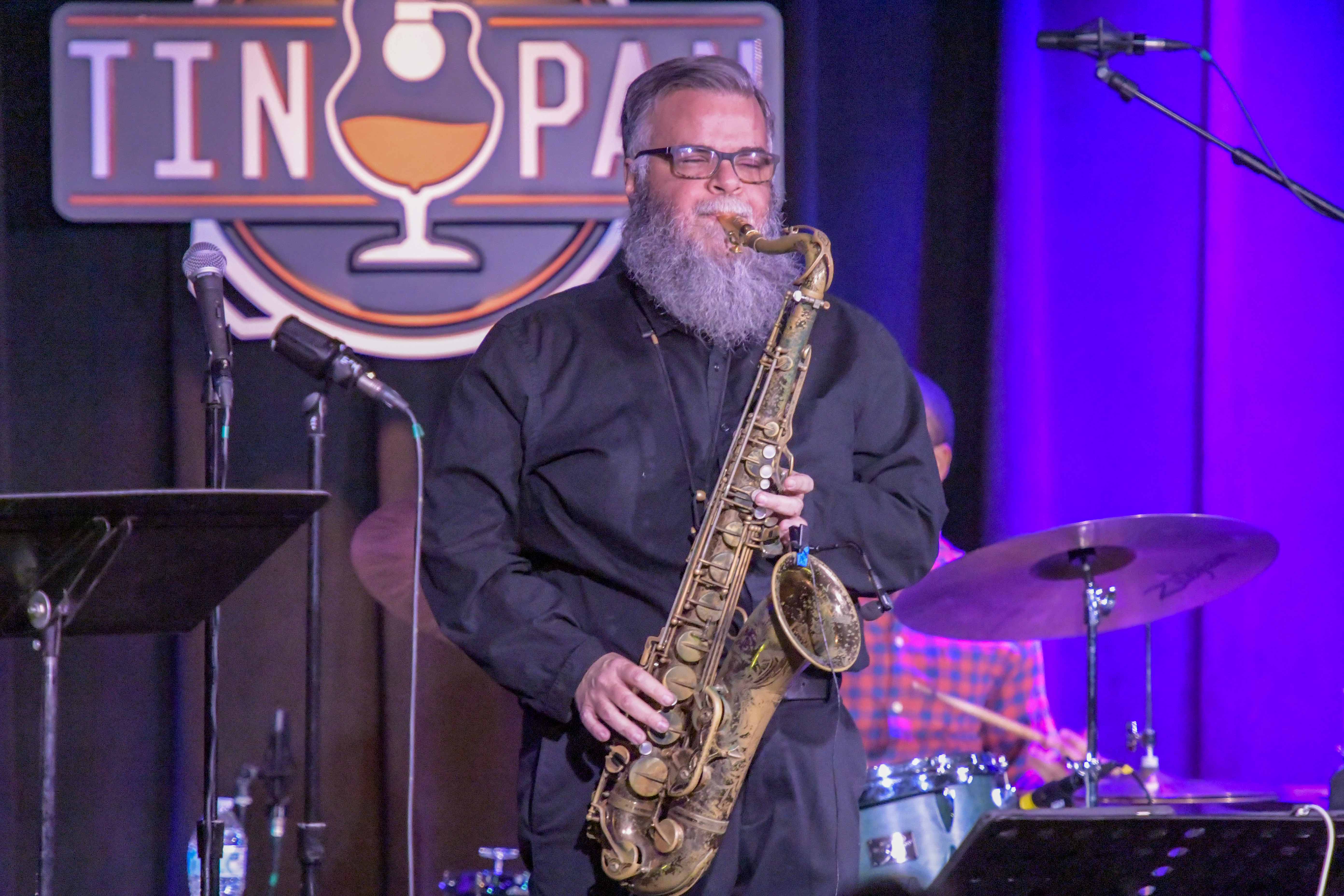 Charles Owens - tenor