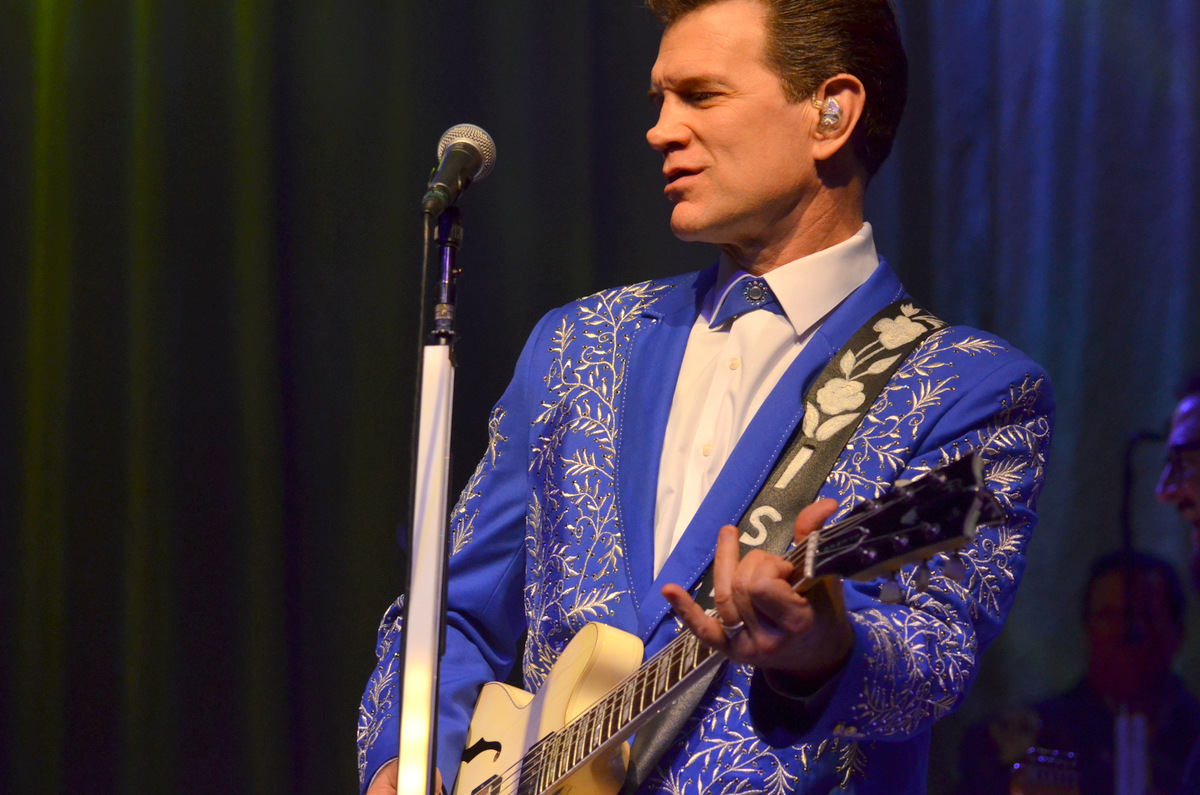 Chris Isaak Performs at the Nycb Theatre at Westbury on 9-7-14.