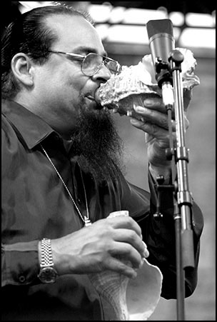 Steve Turre<br>special Guest with Jon Faddis Jazz Orchestra<br>2004 JVC Jazz Festival in Newport R.I.