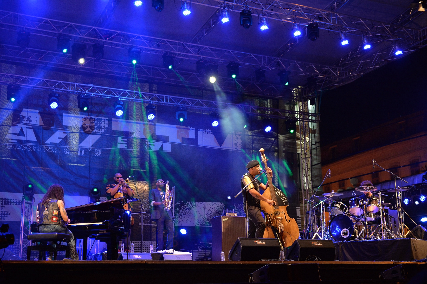 Miles Mosley feat. The West Coast Get Down at JazzTM Festival