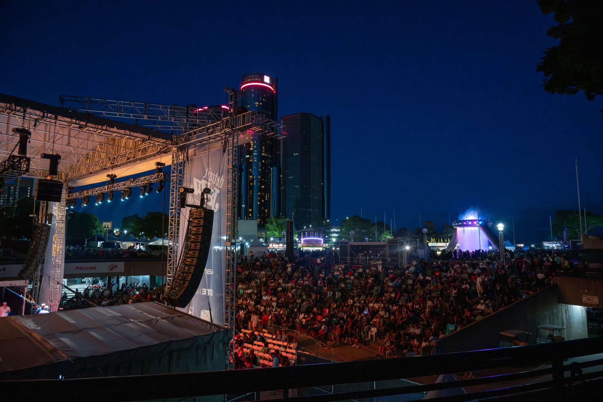 Detroit Jazz Festival at night — jazz photo by Paul Rauch | All About Jazz