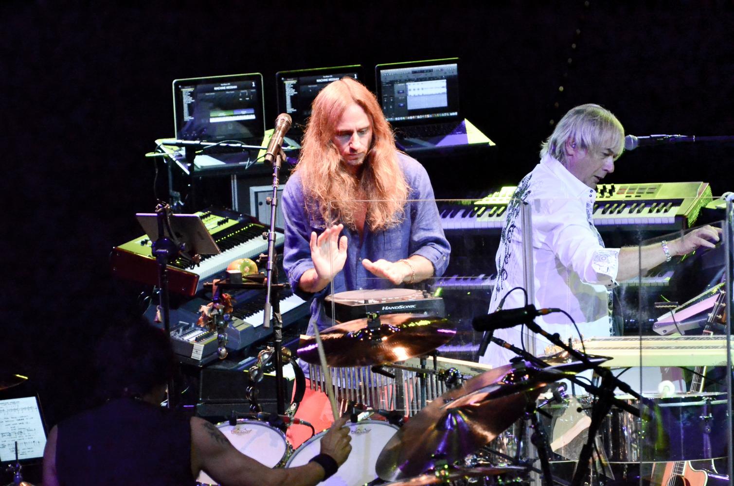 YES at NYCB Theatre at Westbury on 8-6-2016.