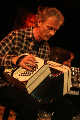 Alain Ray with "Eduardo Kohan Libertango" at the Amr, Sud Des Alpes, Geneva, Switzerland,2005