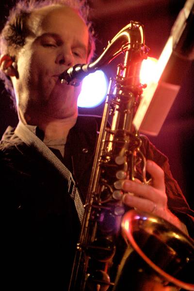 Chris Speed with the "Jim Black - Alasnoaxis" at the Sud Des Alpes, Amr, Geneva, Switzerland, April 2006