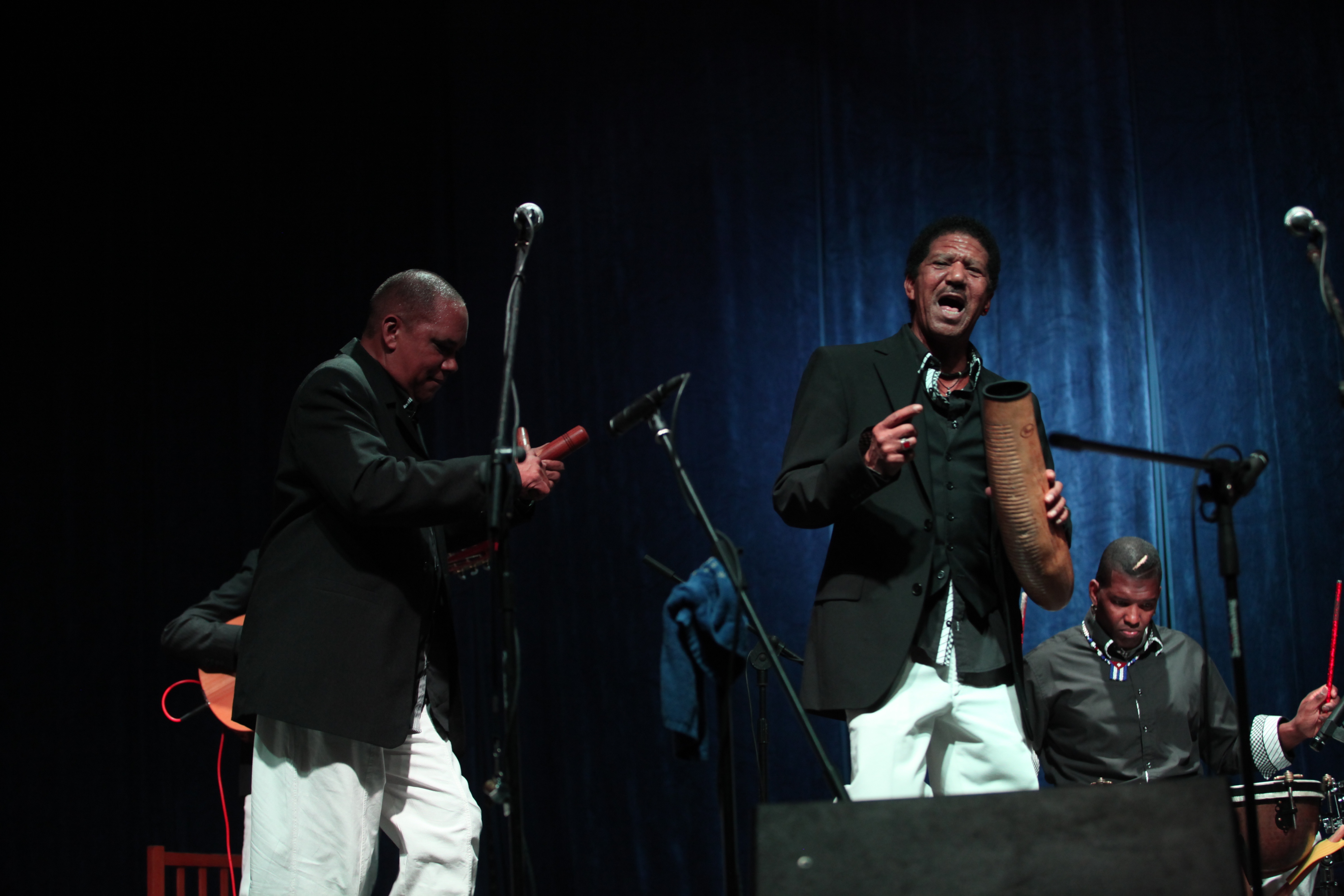 Estudiantina ensemble @ b10 oct-loft theatre, shenzhen, china (asia tour 2012)