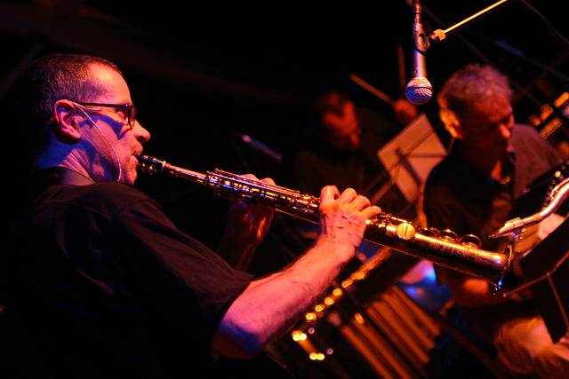 Eduardo Kohan and Alain Ray with "Libertango" at the "Mai Au Parc Festival", Grand-Lancy, Switzerland,Geneva, 2005