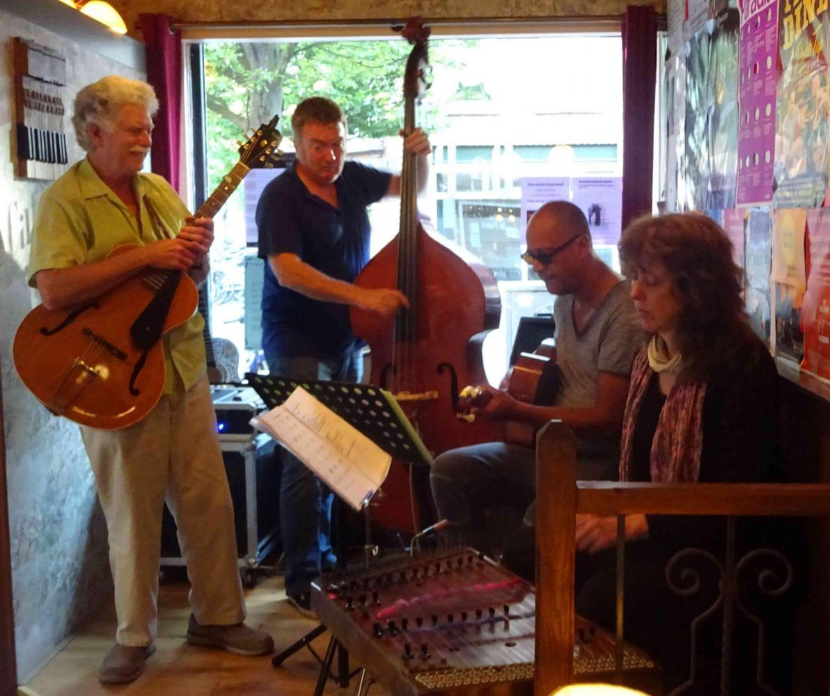 De Jazz Cats — jazz photo by pit hermans | All About Jazz