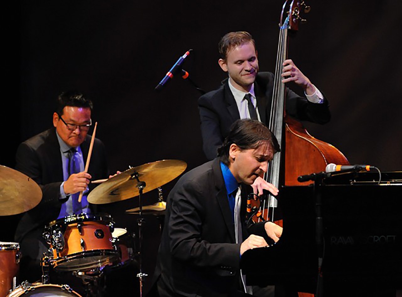 Tamir Hendelman Trio  