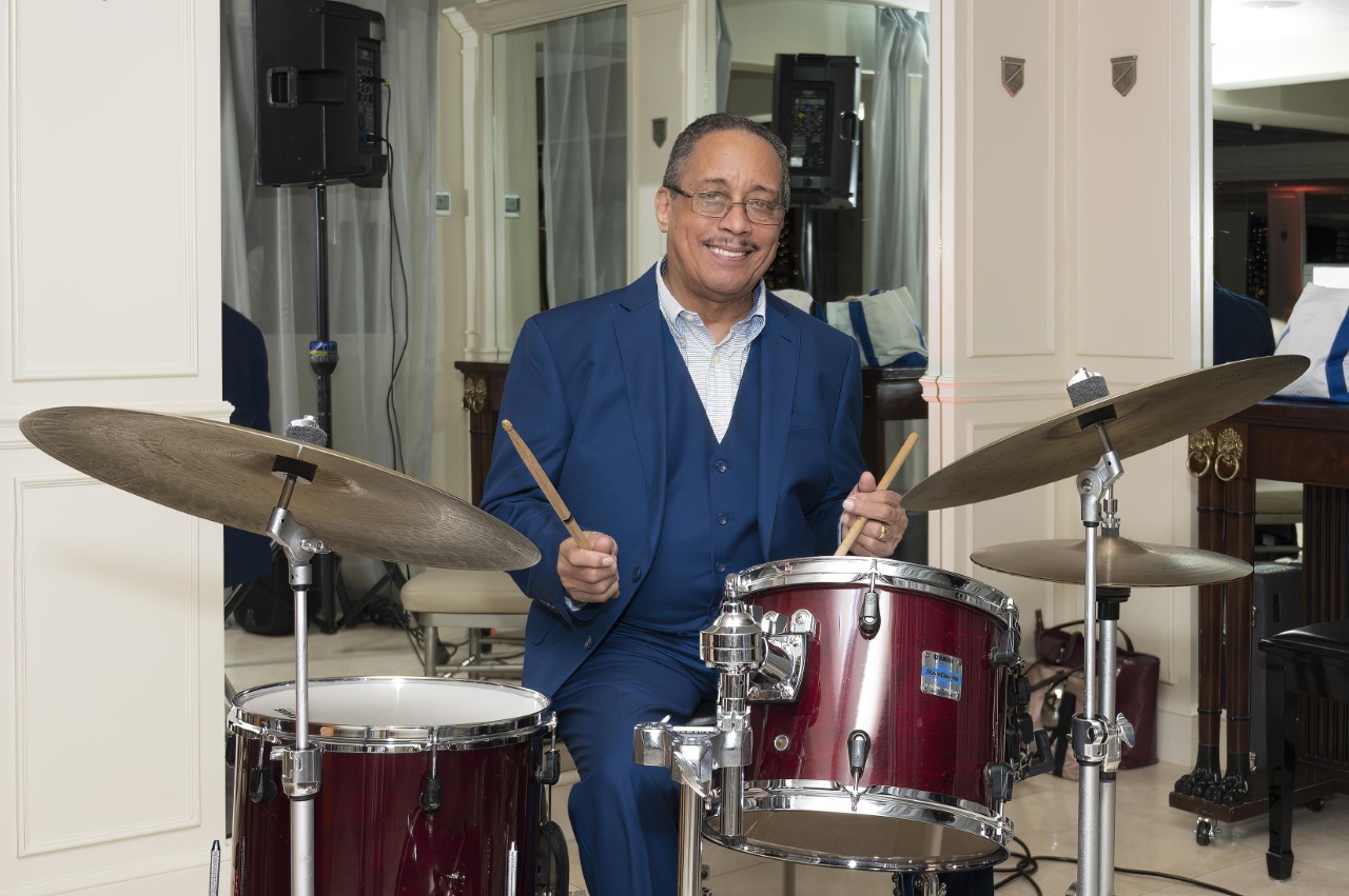 Frank Derrick Big Band - Count Basie Tribute