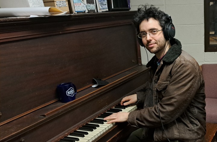 Friday Happy Hour - Luke Leavitt Duo | Free!