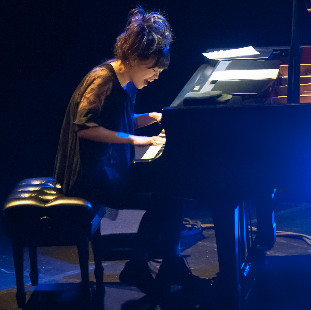 Hiromi in Duet with Stanley Clarke at Montreal Jazz Festival 2012