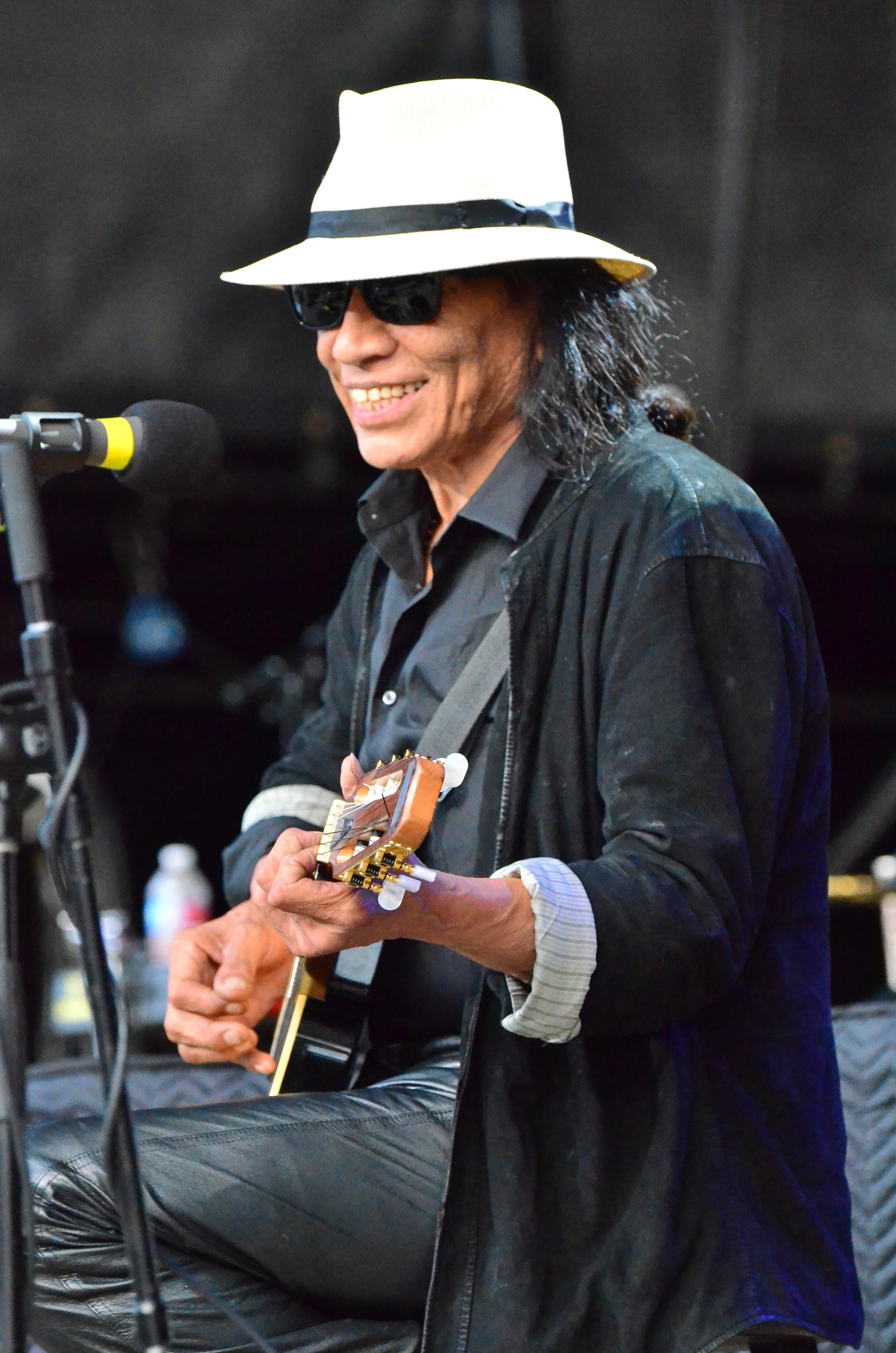 Sixto Rodriguez at Nikon at Jones Beach on 6-30-2015.