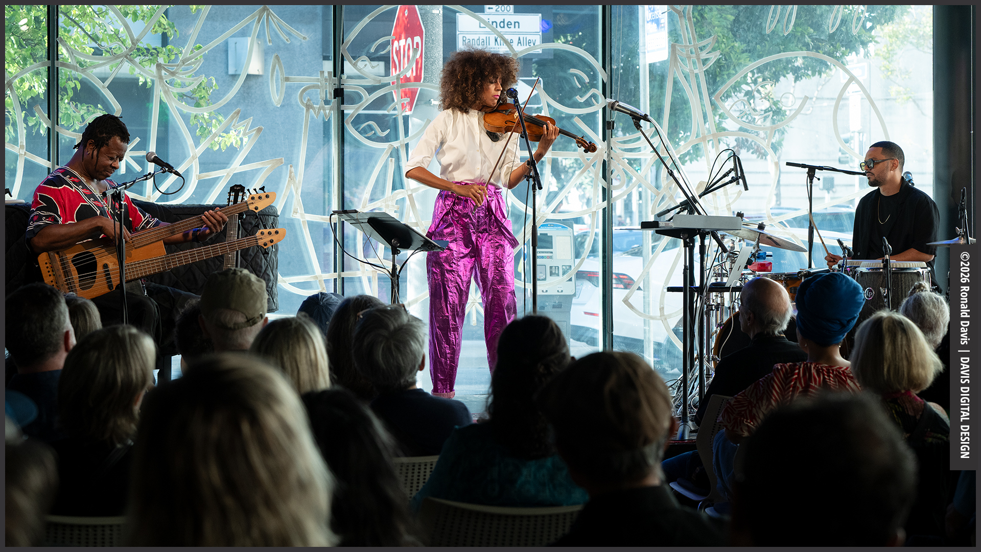 Yilian Canizares Trio — jazz photo by Ronald Davis | All About Jazz