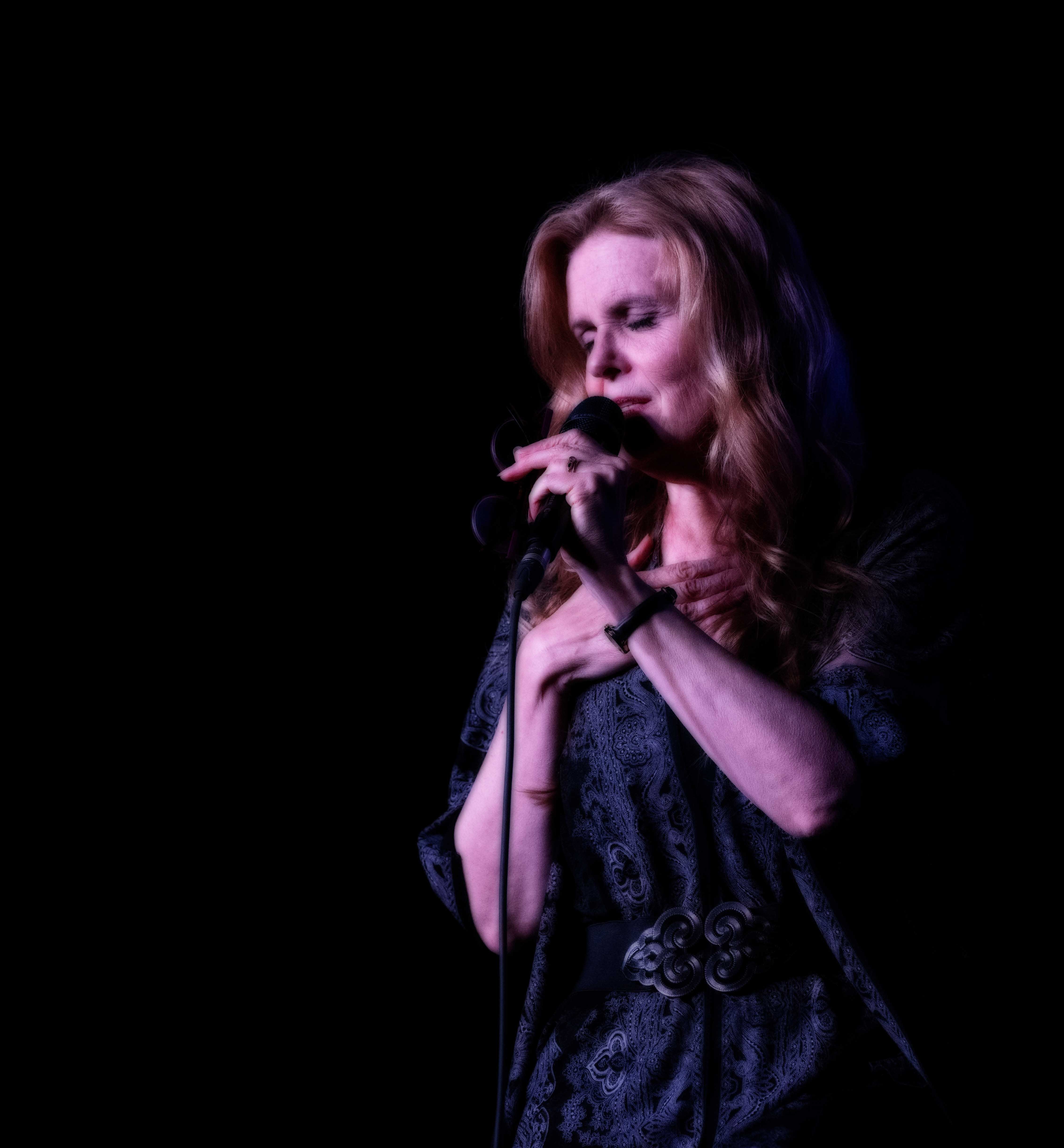 Tierney Sutton with the Jae Sinnett Trio