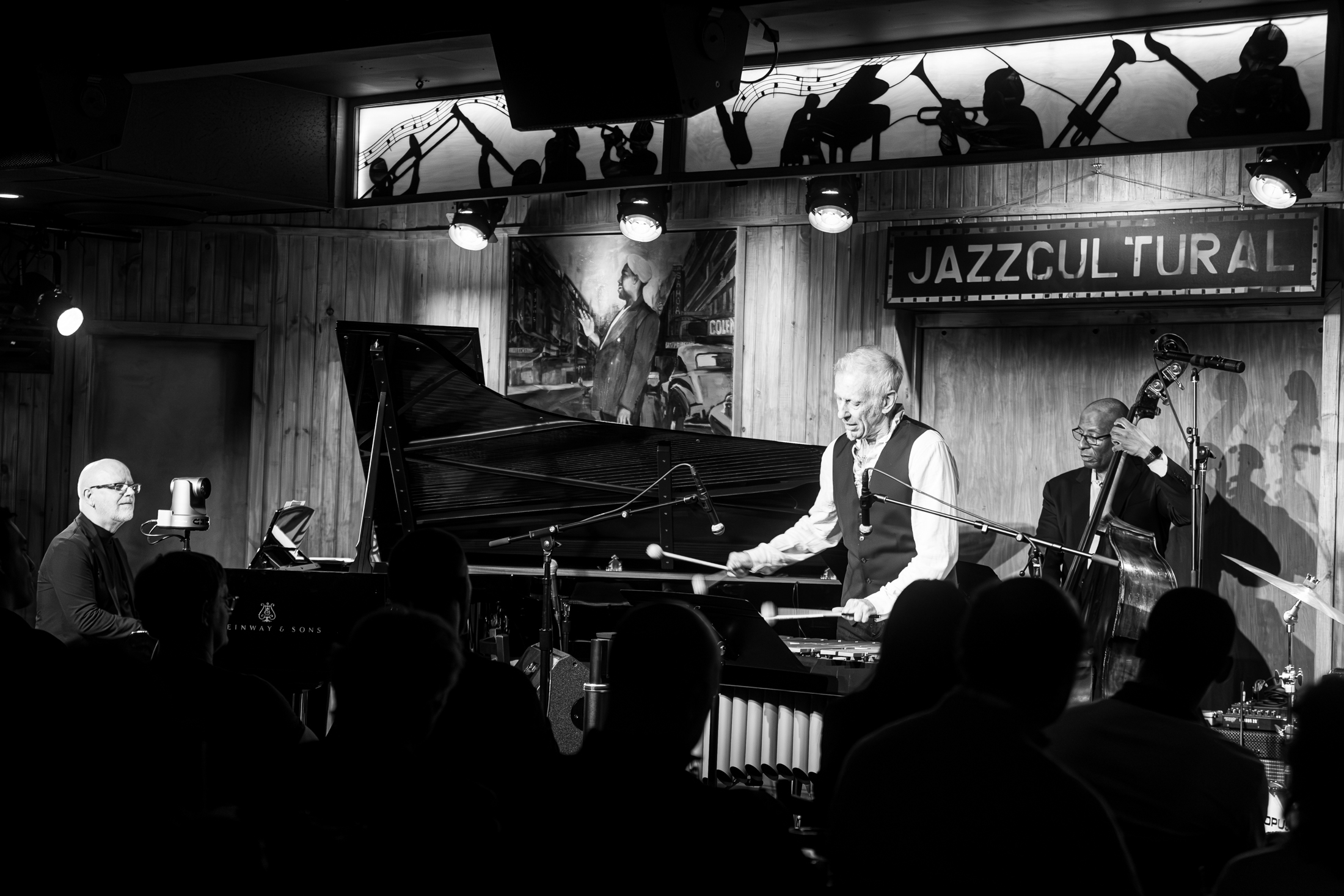Joe Locke Quartet   — jazz photo by Tanja Momcilovic | All About Jazz