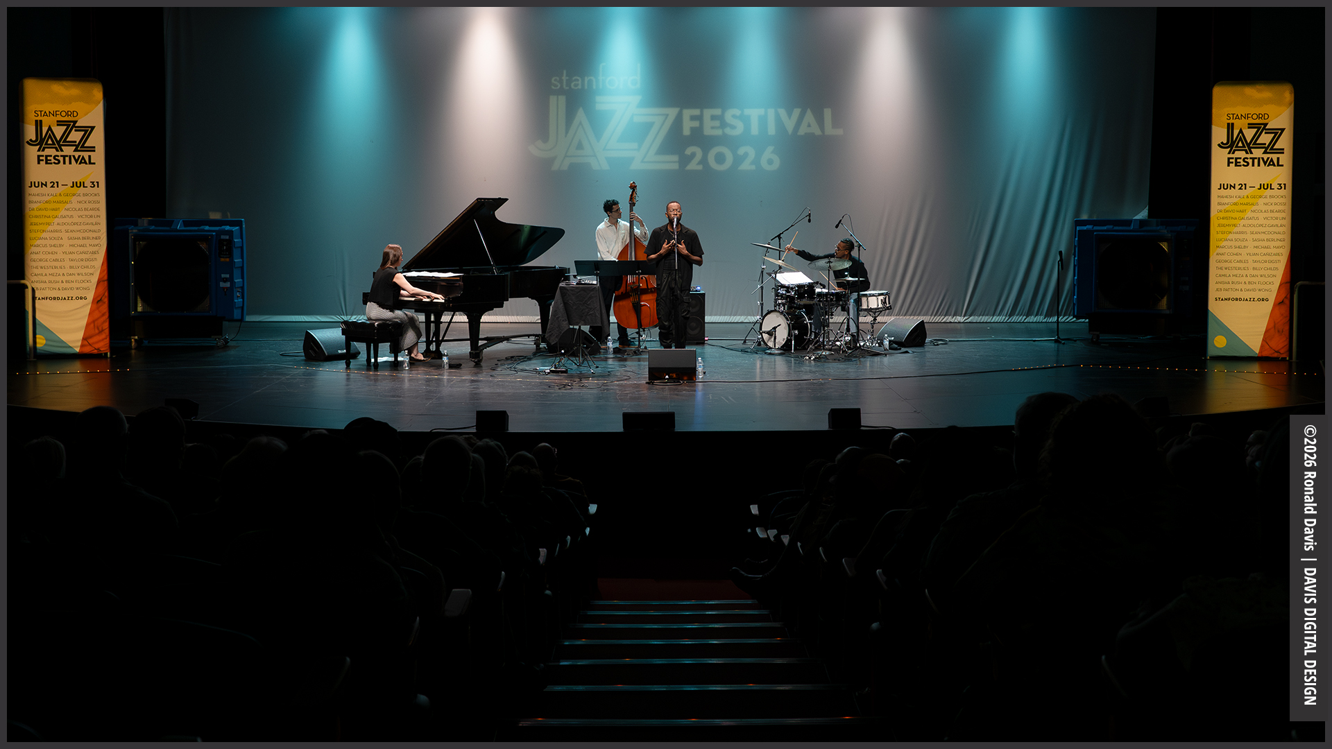 Michael Mayo Band — jazz photo by Ronald Davis | All About Jazz