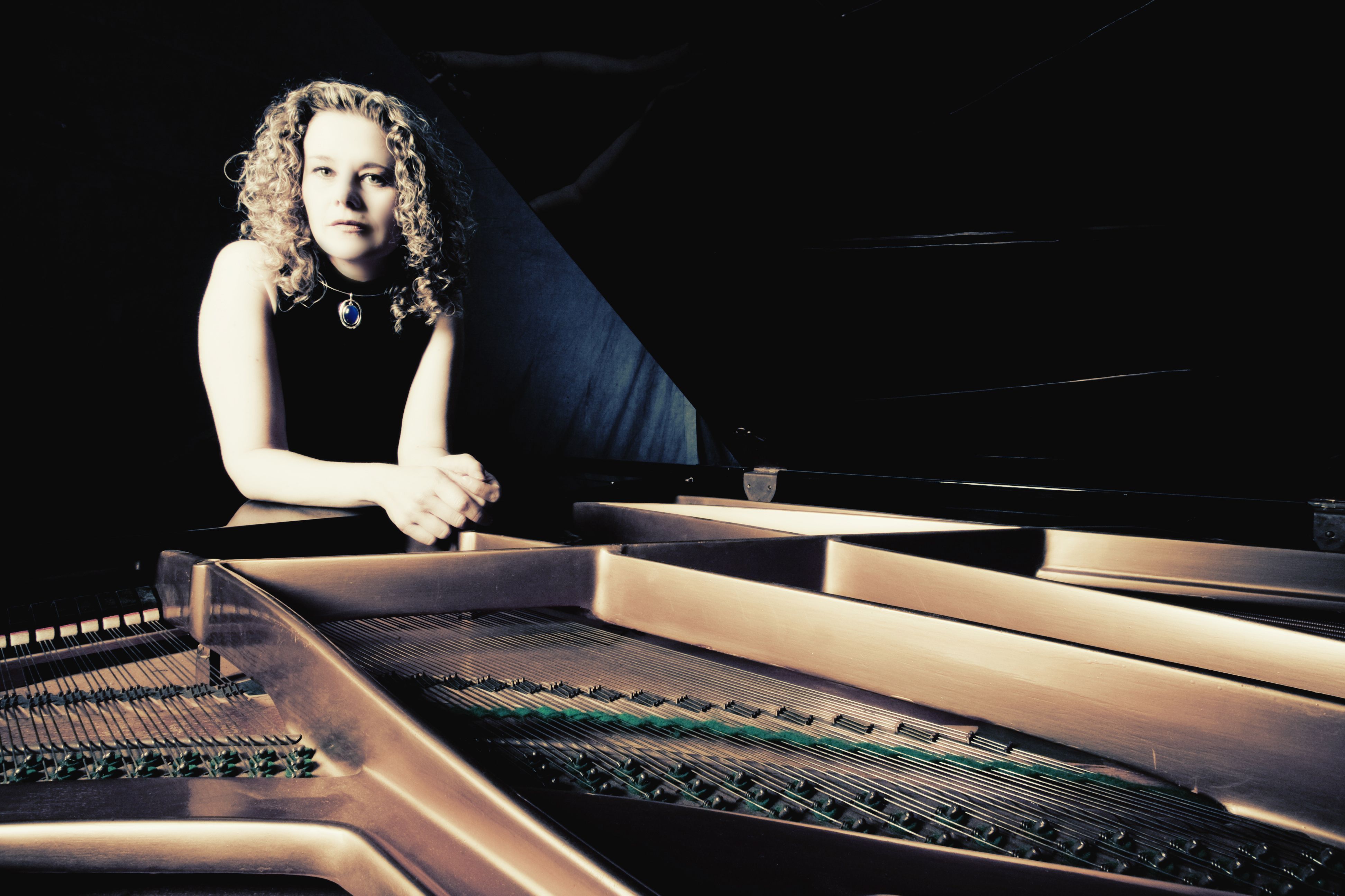 Amanda Tiffin Piano