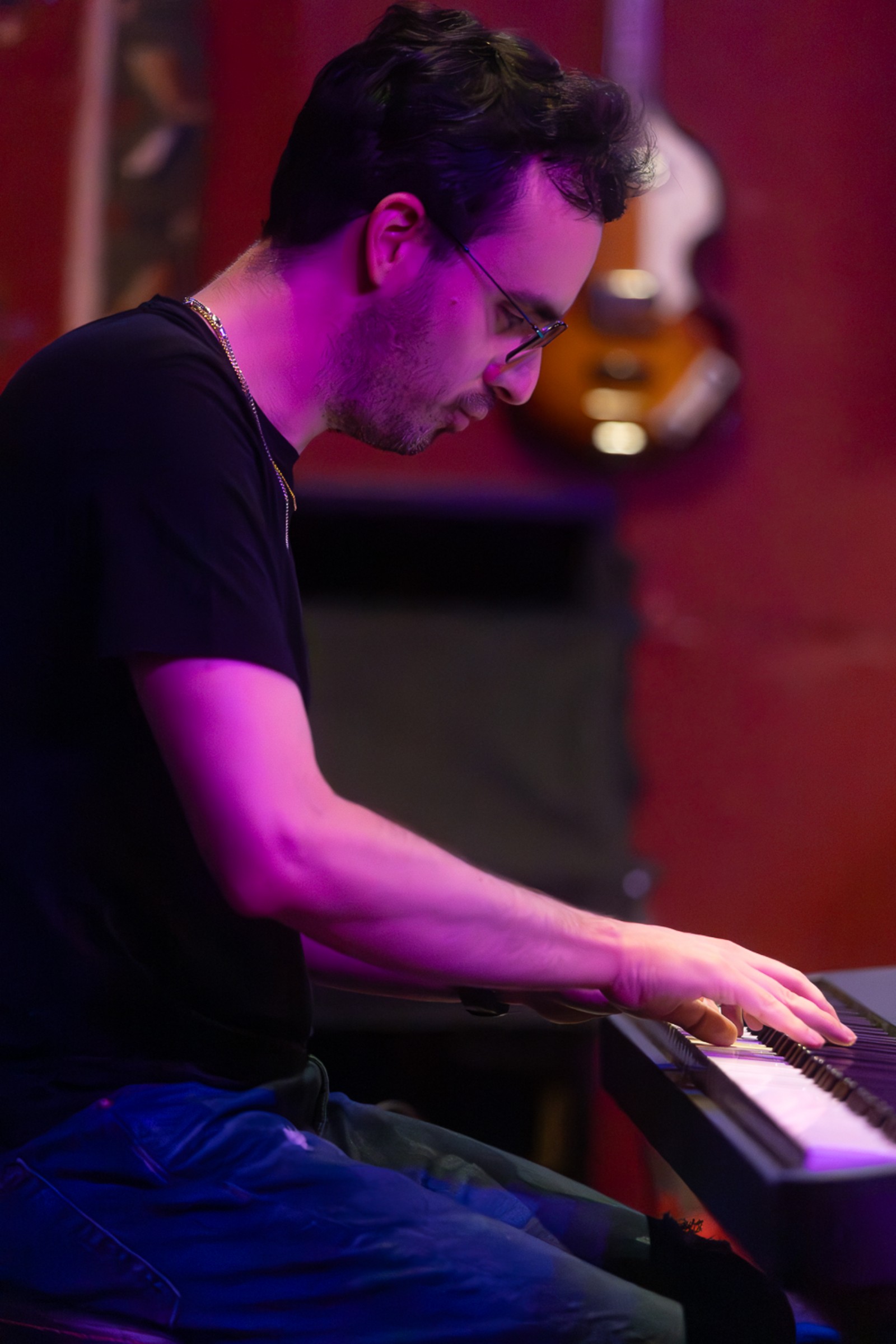 Santiago Bosch on keyboard