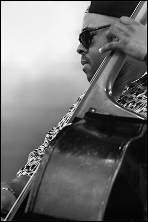 Christian Mcbride<br>with Pat Metheny Trio<br>2003 JVC Jazz Festival in Newport R.I.