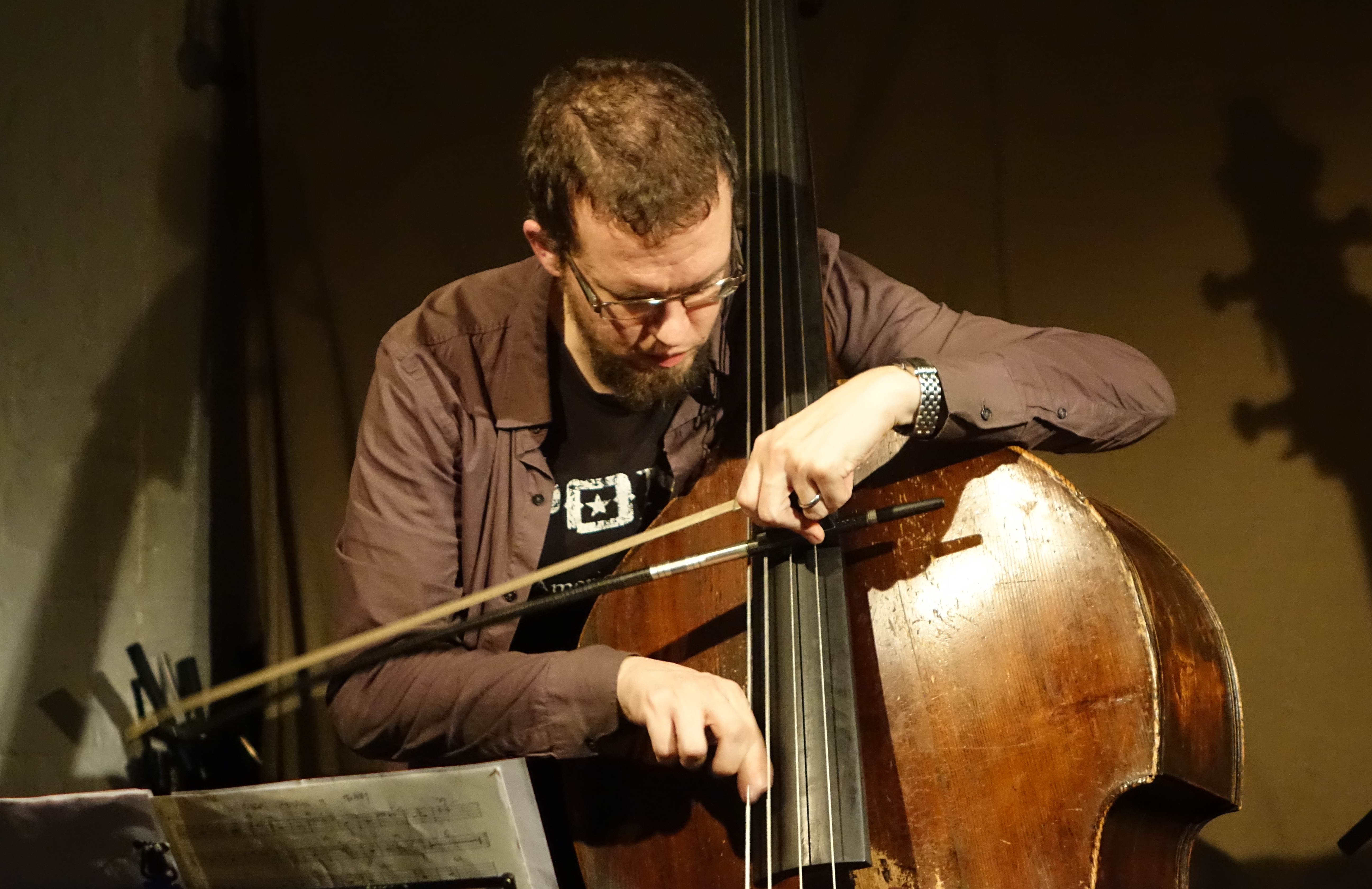 Dominic Lash at Cafe Oto, London in January 2019