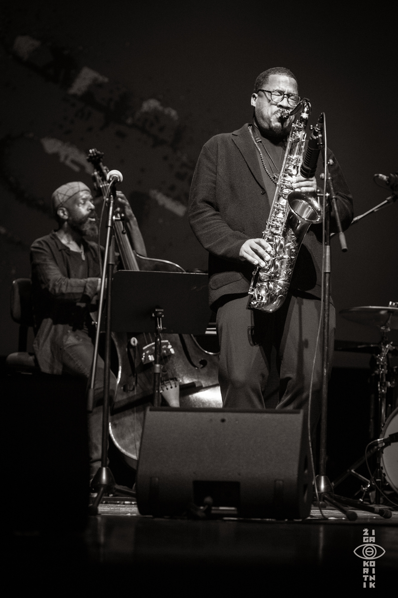 James Brandon Lewis, Bradley Jones