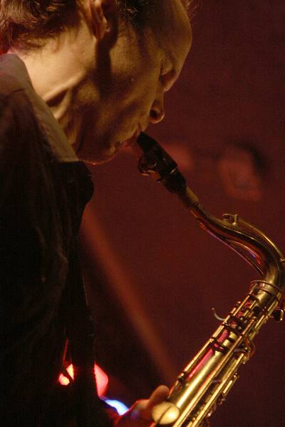 Chris Speed with the "Jim Black - Alasnoaxis" at the Sud Des Alpes, Amr, Geneva, Switzerland, April 2006