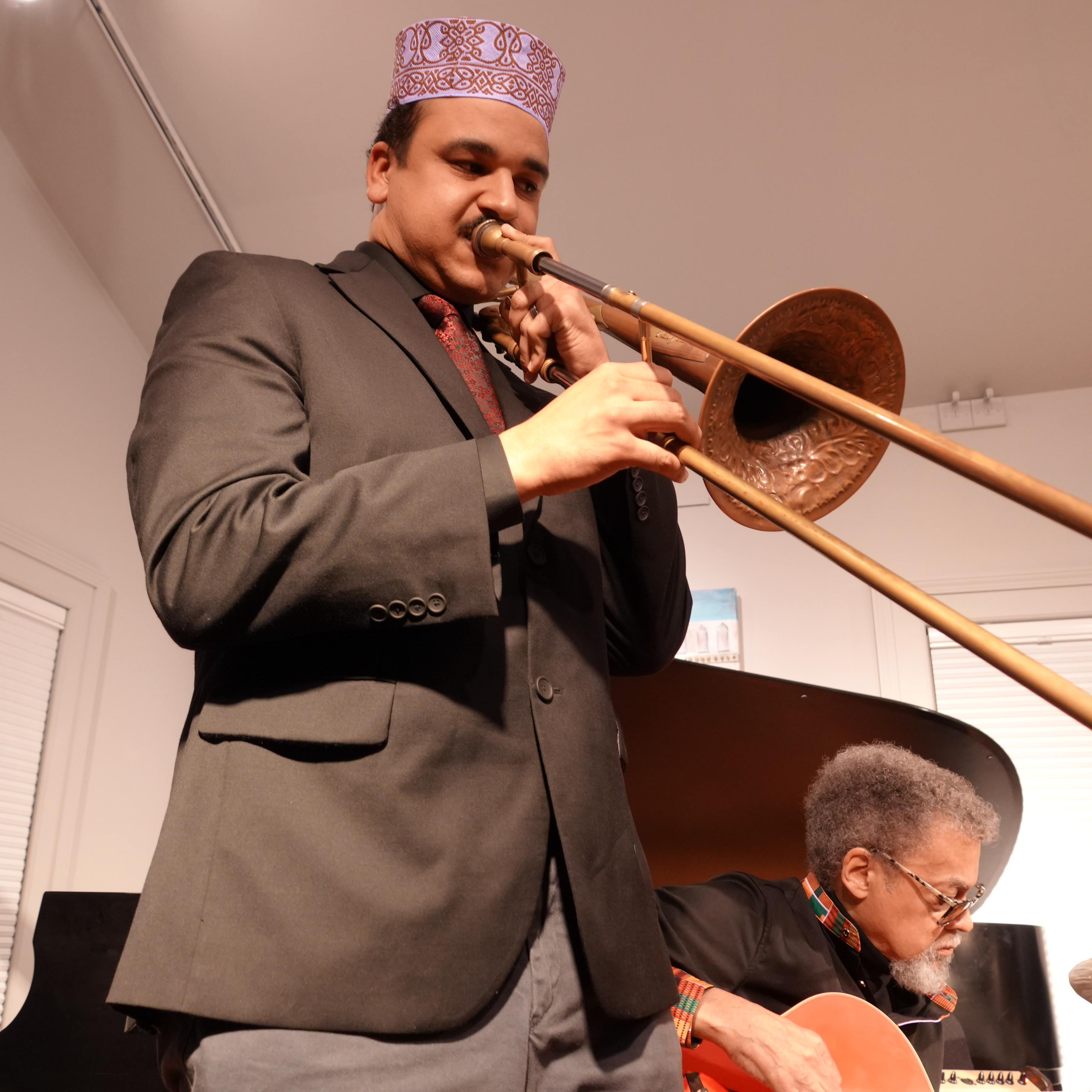 Zekkereya El-magharbel and Spencer Barefield at Edgefest 2026 — jazz photo by Frank Rubolino | All About Jazz
