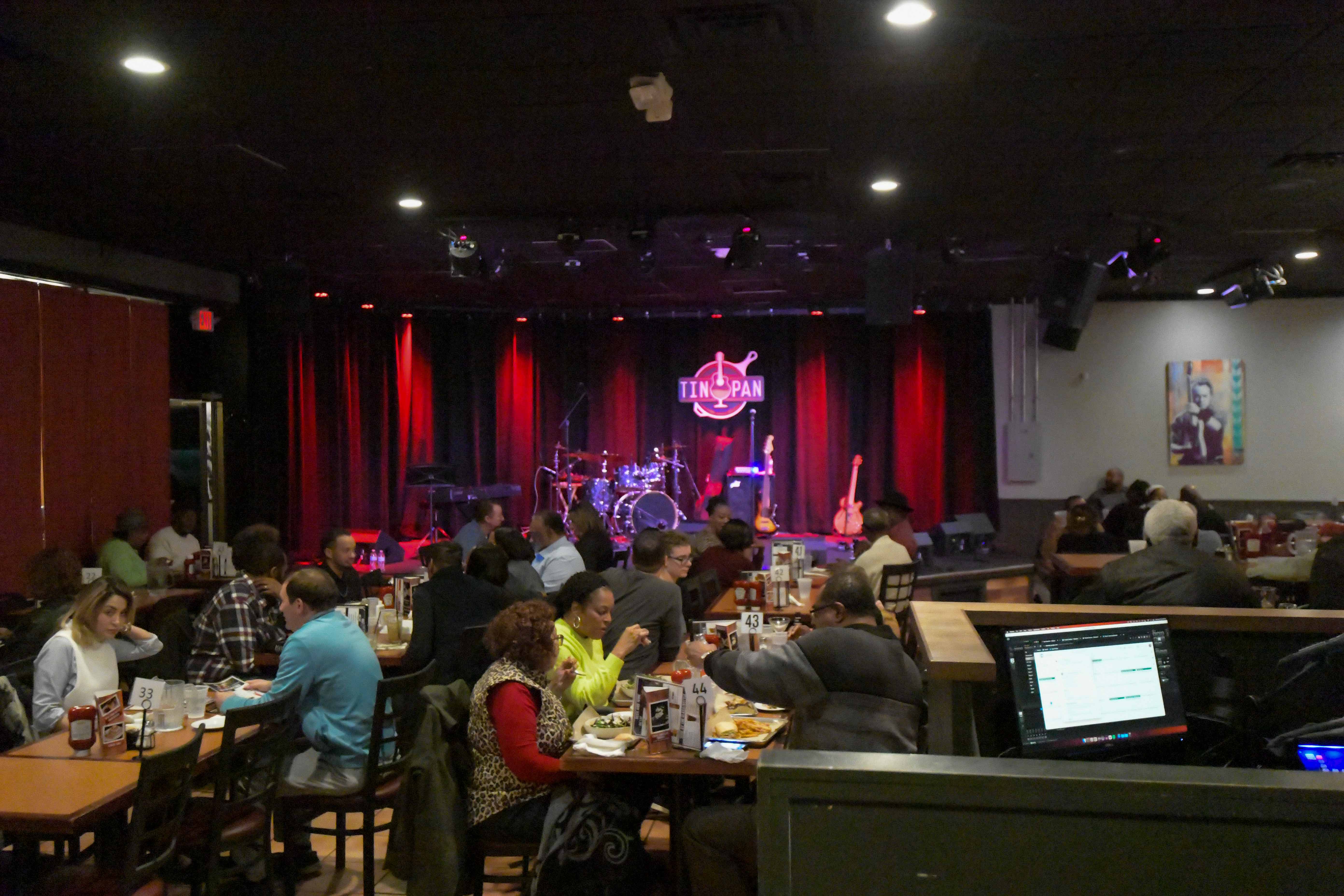 The Tin Pan jazz fans