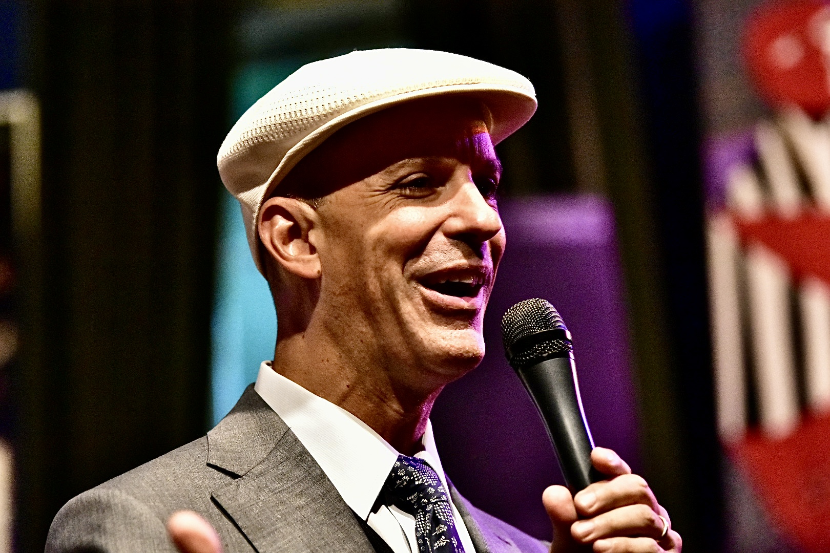Tom Manuel