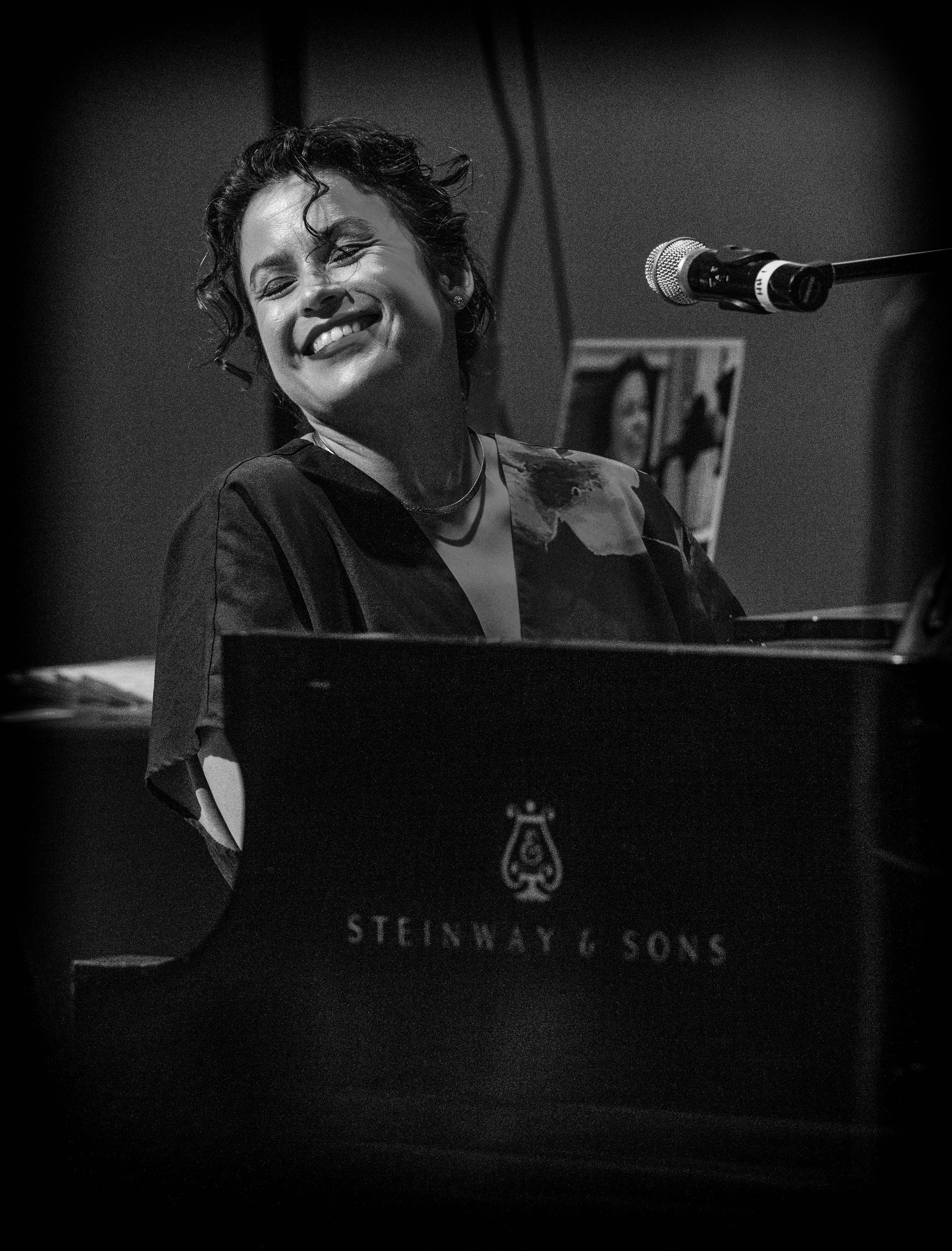 Champian Fulton — jazz photo by Mark Robbins | All About Jazz