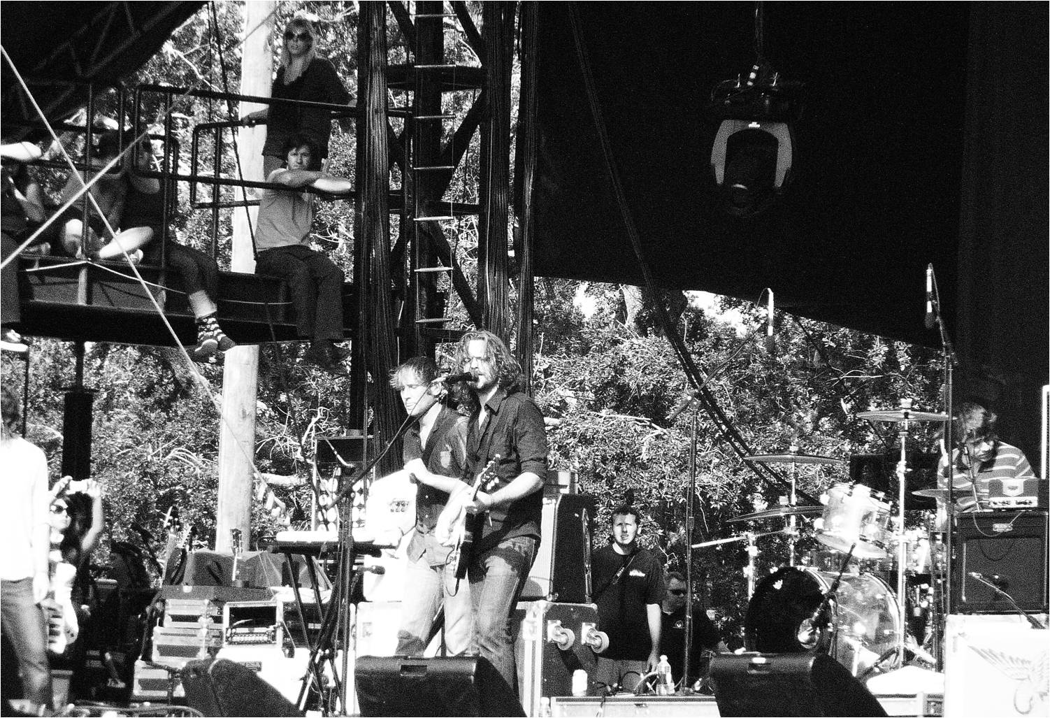Minus the Bear on the Voodoo Stage on 10-31-10 -- Pic 5