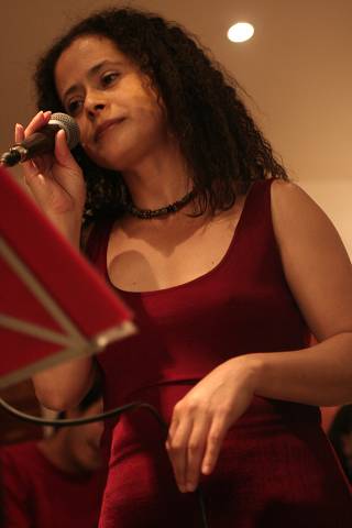 Gal Patrocinio with Choro Bandido at the Verre a Soif, Geneva, Switzerland,2005