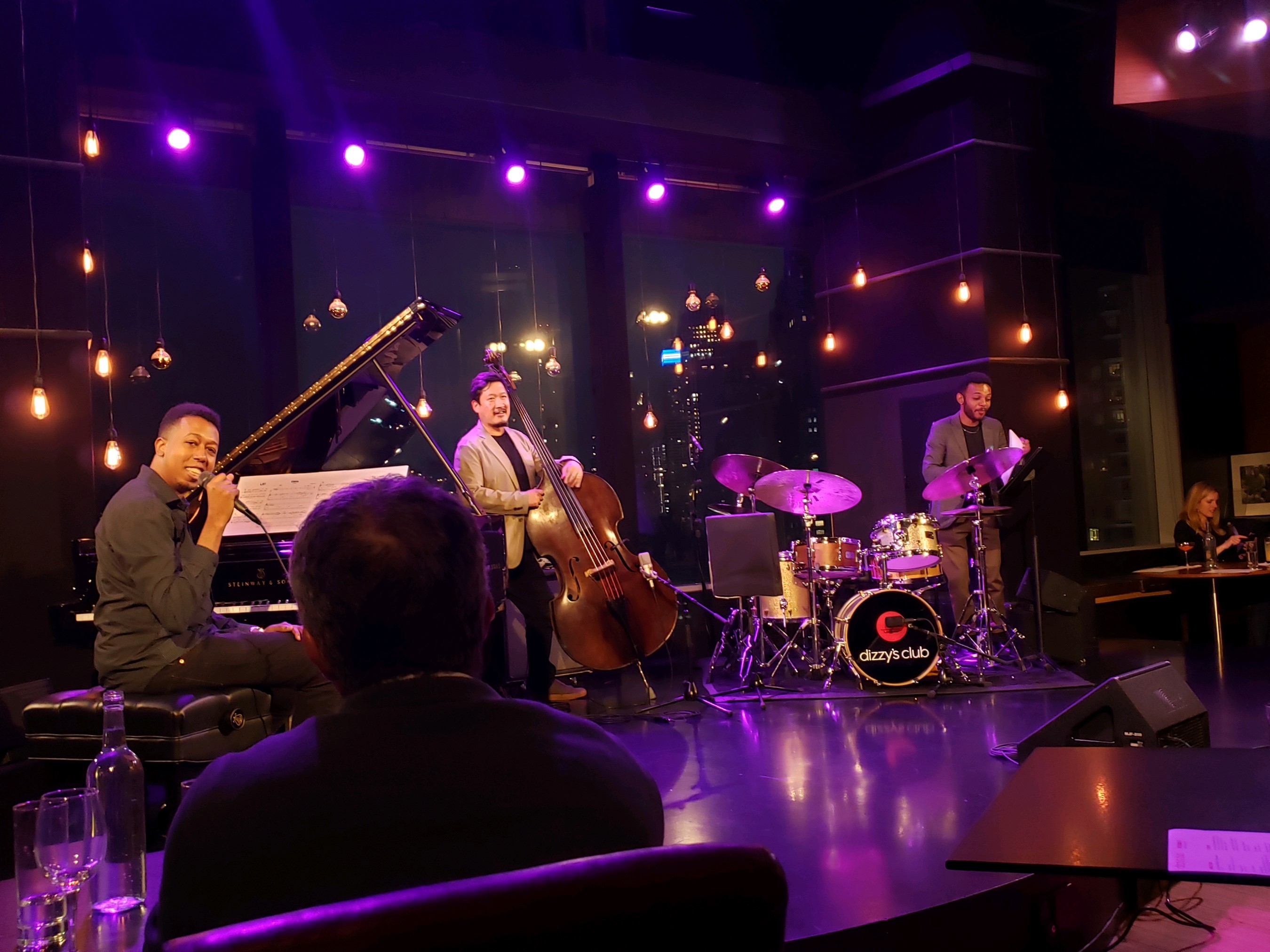 Lawrence Fields Trio at Dizzy's Jazz Club